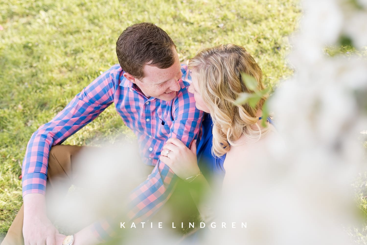 Des Moines Engagement Photographer