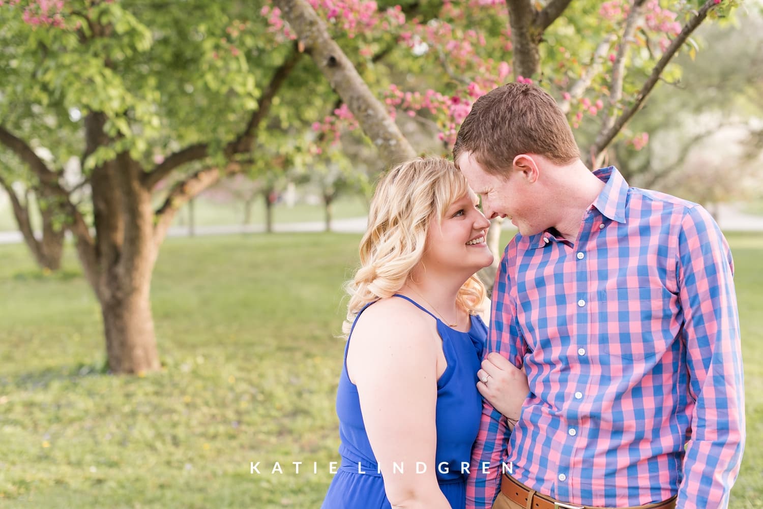 Des Moines Engagement Photographer