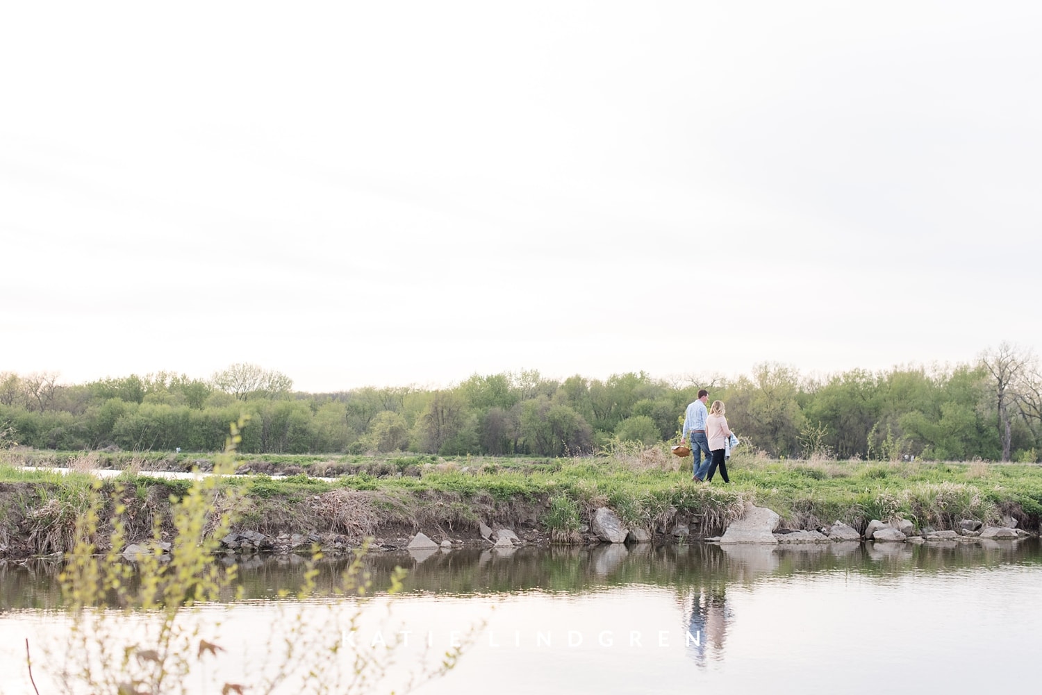 Des Moines Engagement Photographer