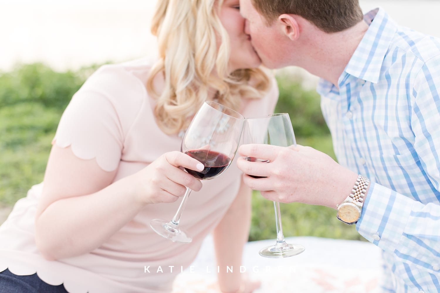 Des Moines Engagement Photographer