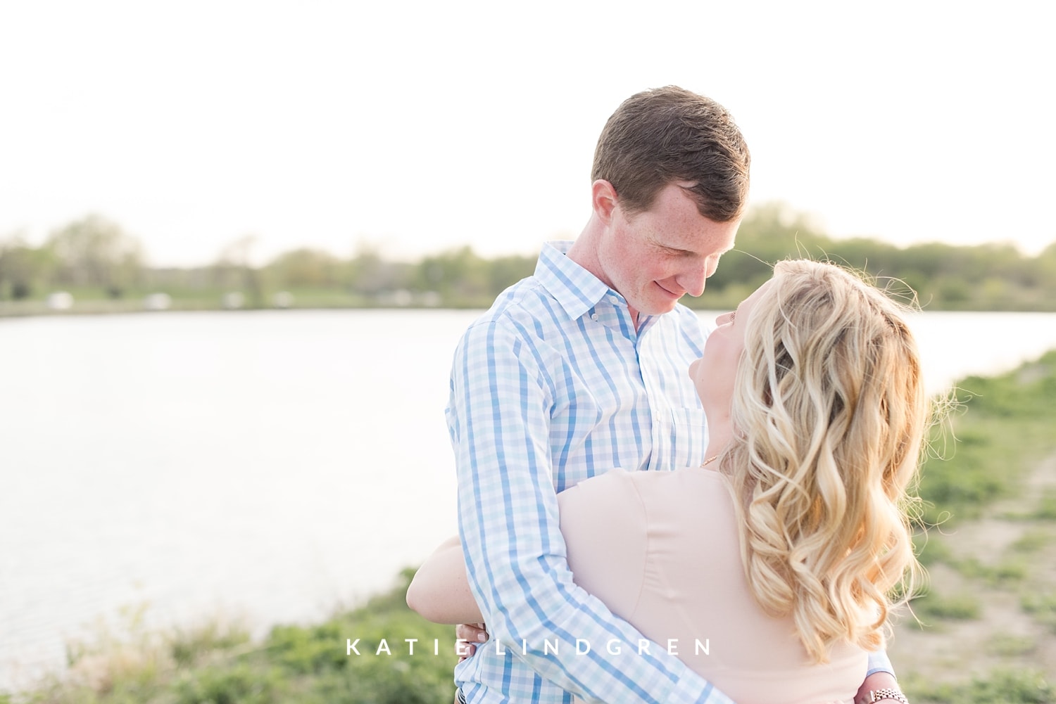 Des Moines Engagement Photographer