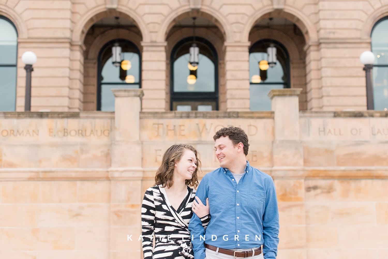 Des Moines Photographer Des Moines Engagement Session