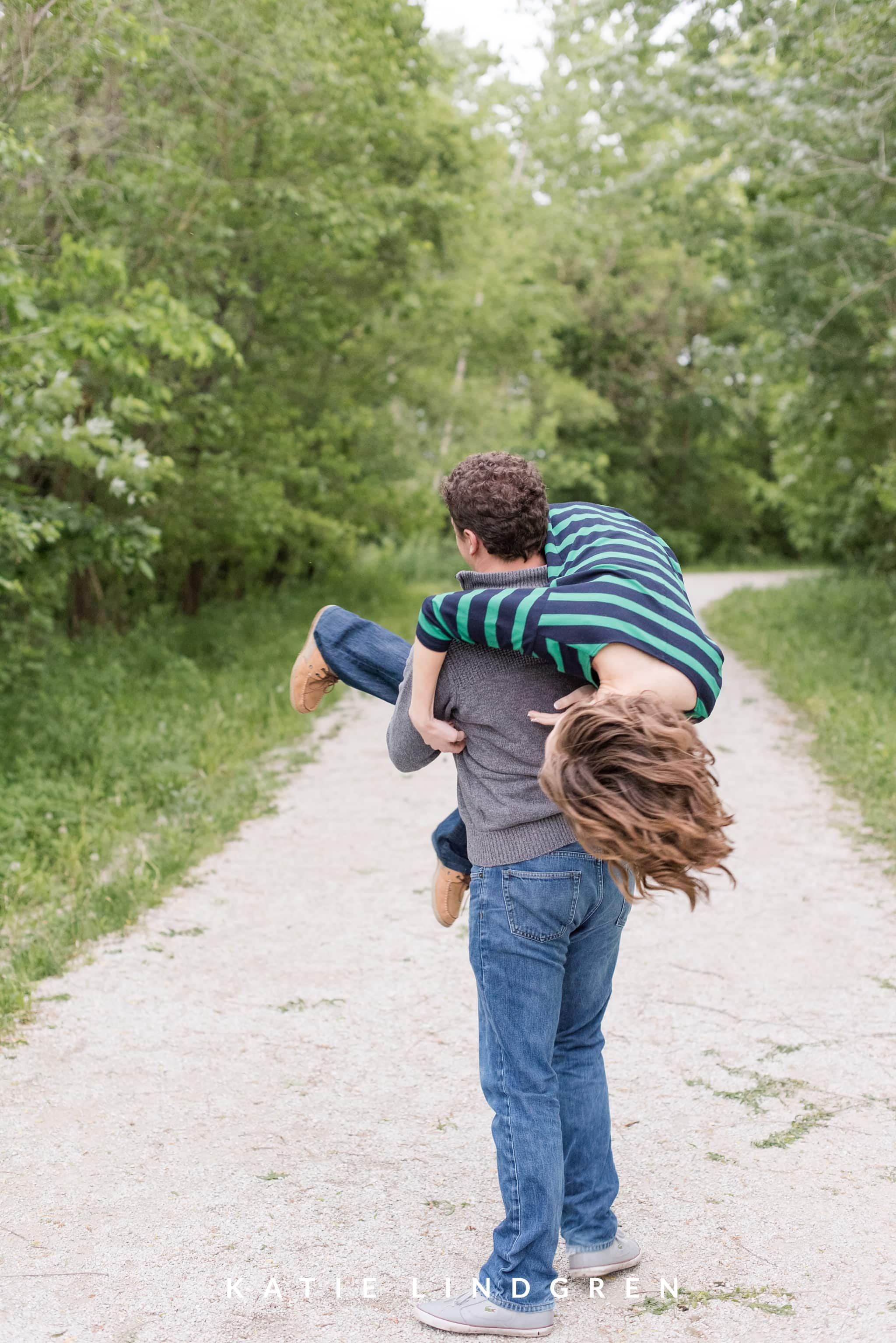 Des Moines Photographer Des Moines Engagement Session