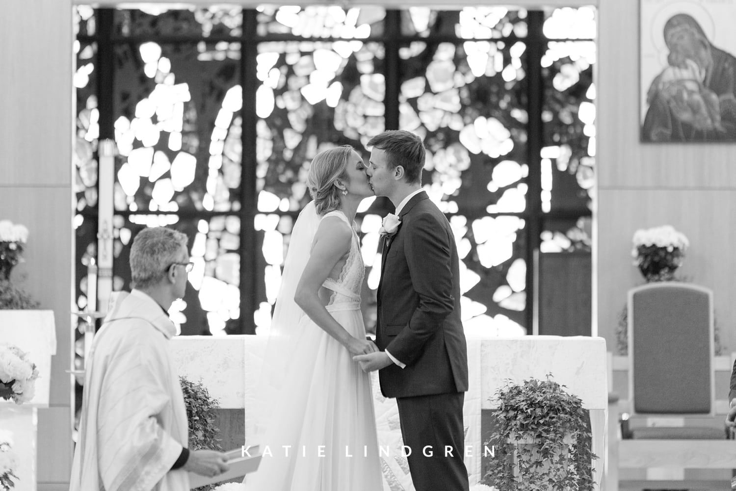 Des Moines Wedding Photographer