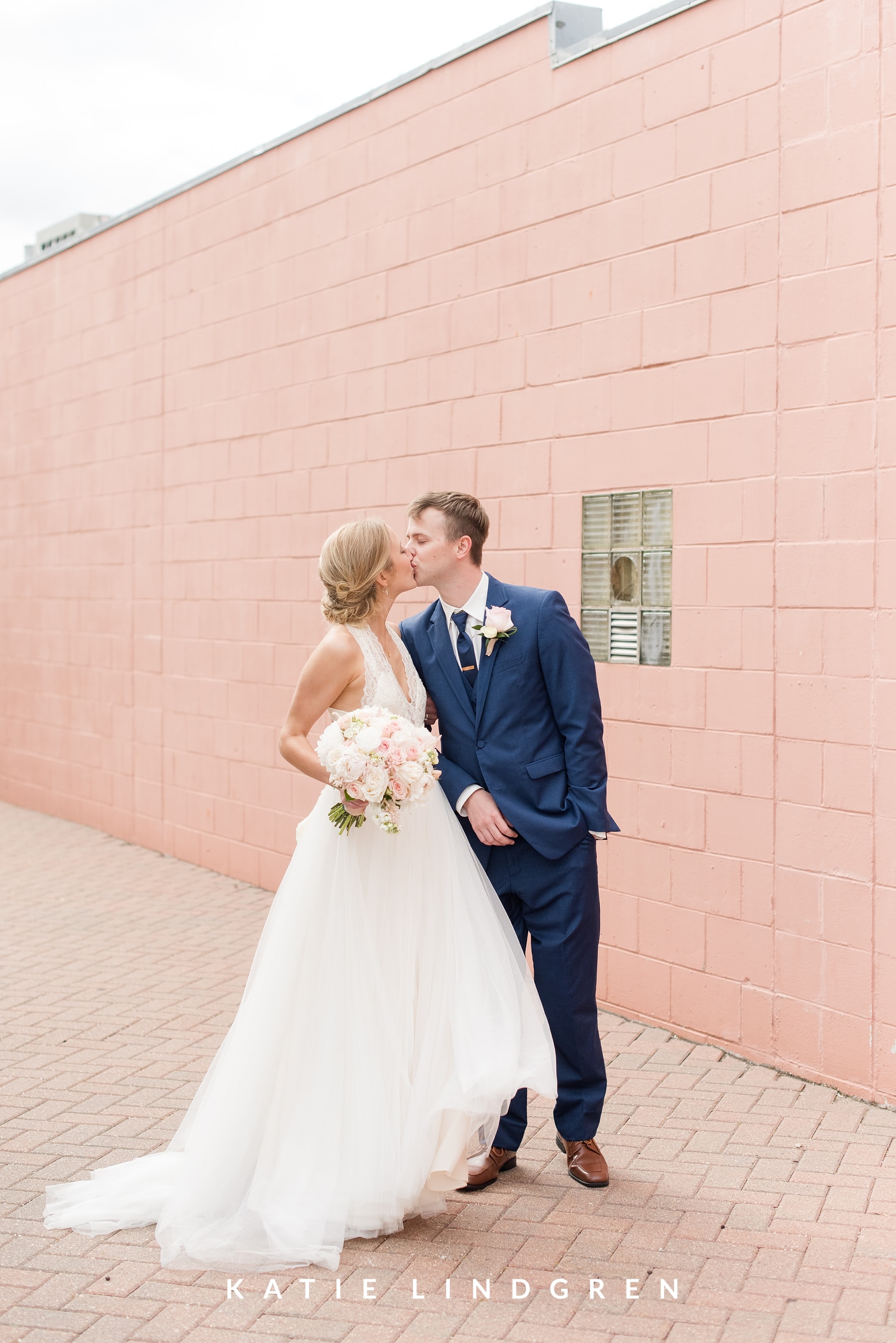 Des Moines Wedding Photographer