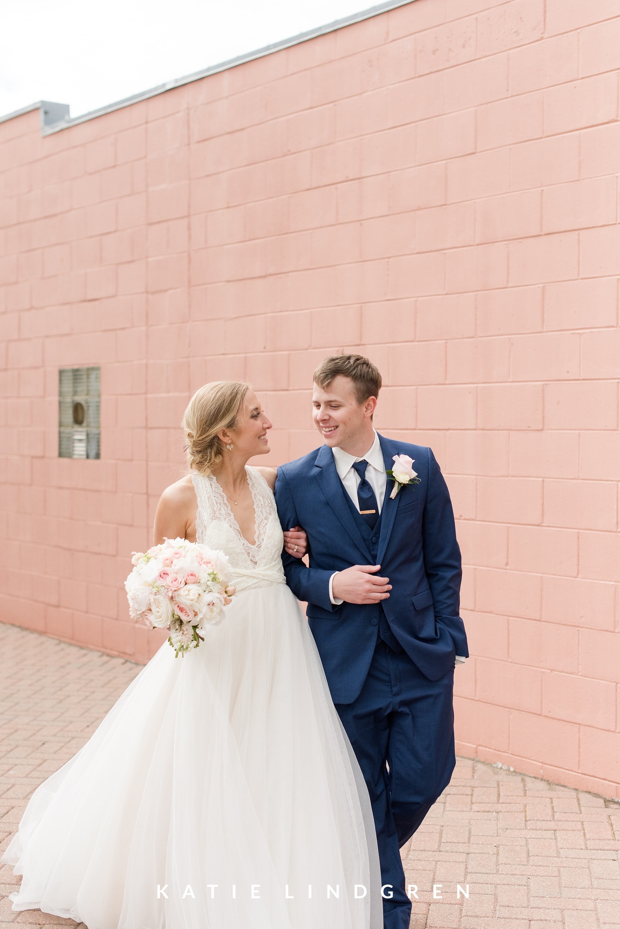 Des Moines Wedding Photographer