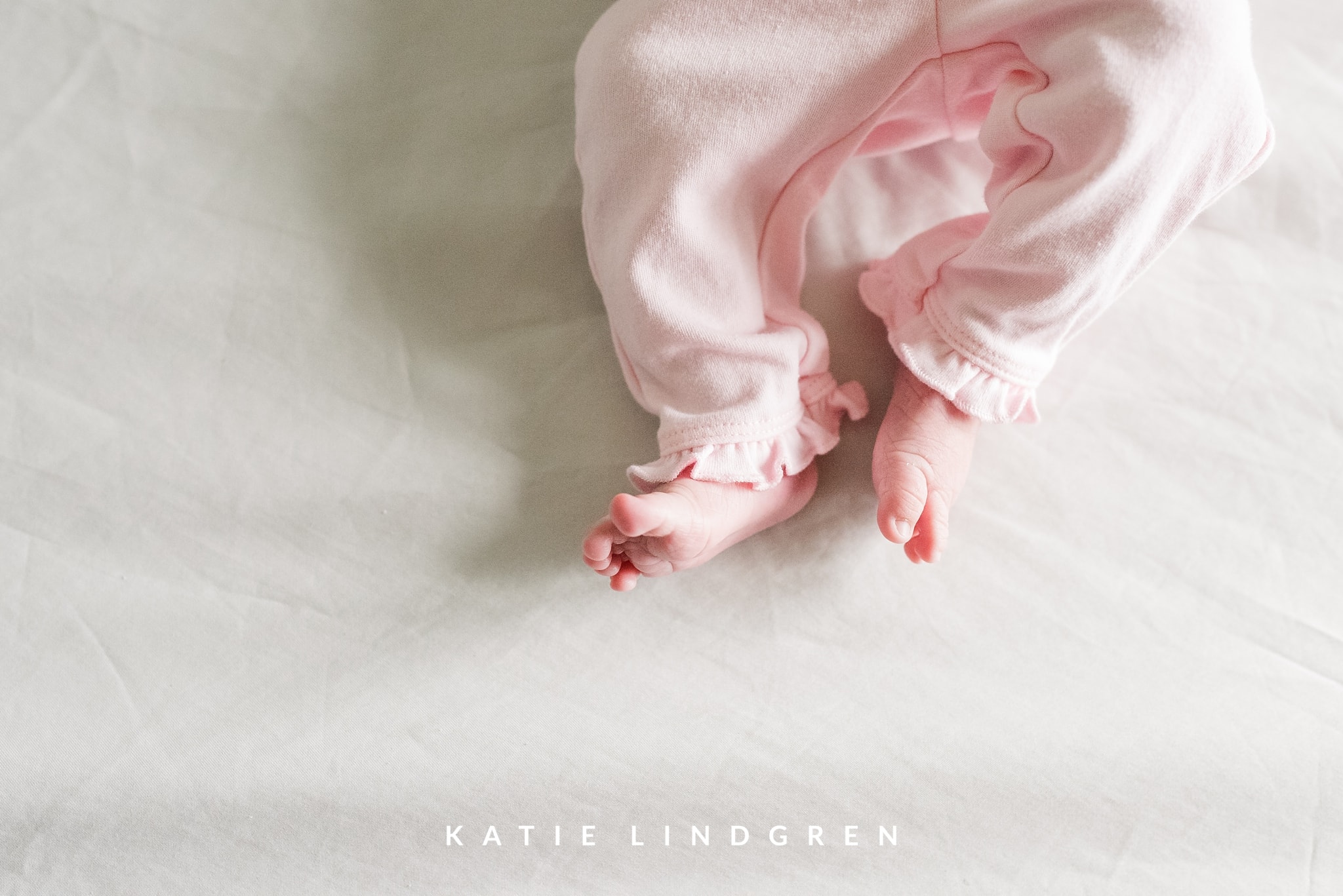 Des Moines Lifestyle Newborn Photographer