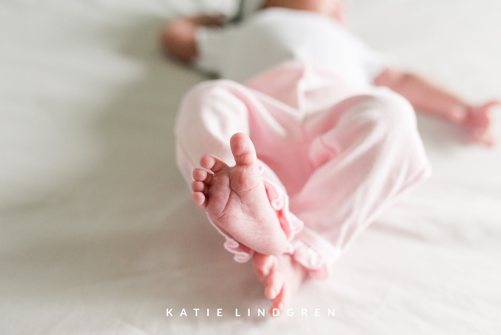 Des Moines Lifestyle Newborn Photographer