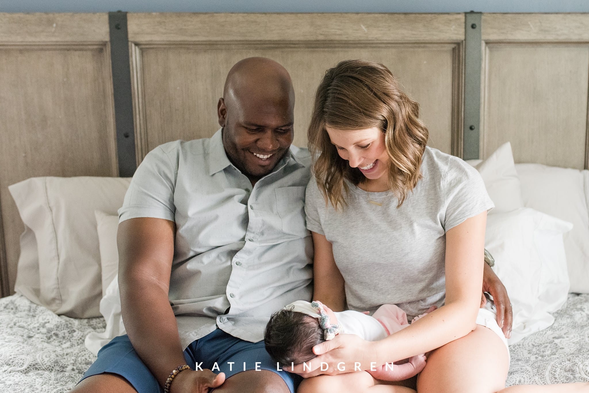 Des Moines Lifestyle Newborn Photographer