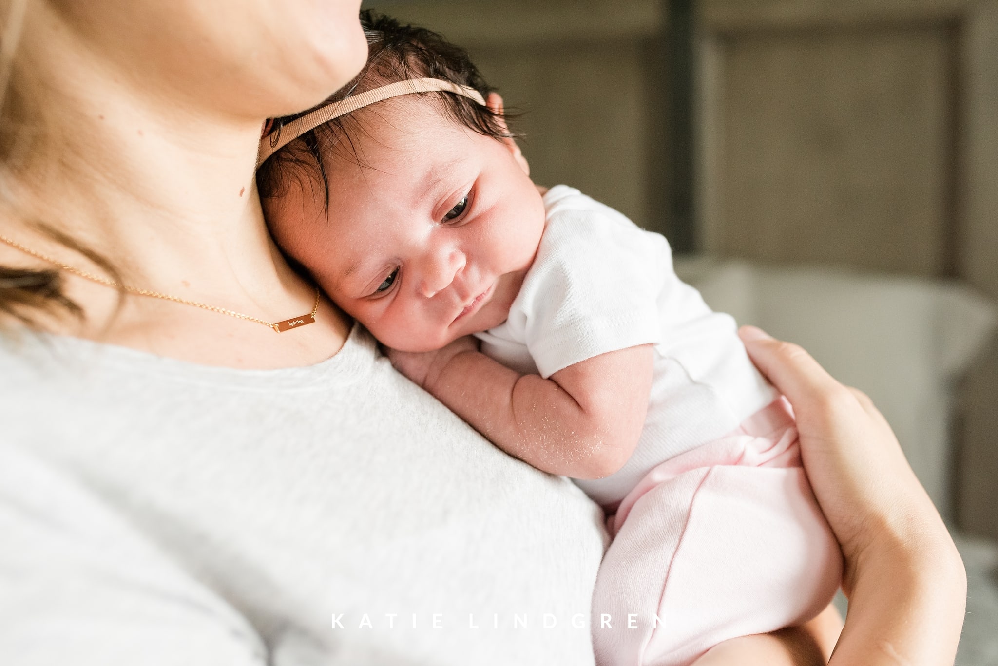 Des Moines Lifestyle Newborn Photographer