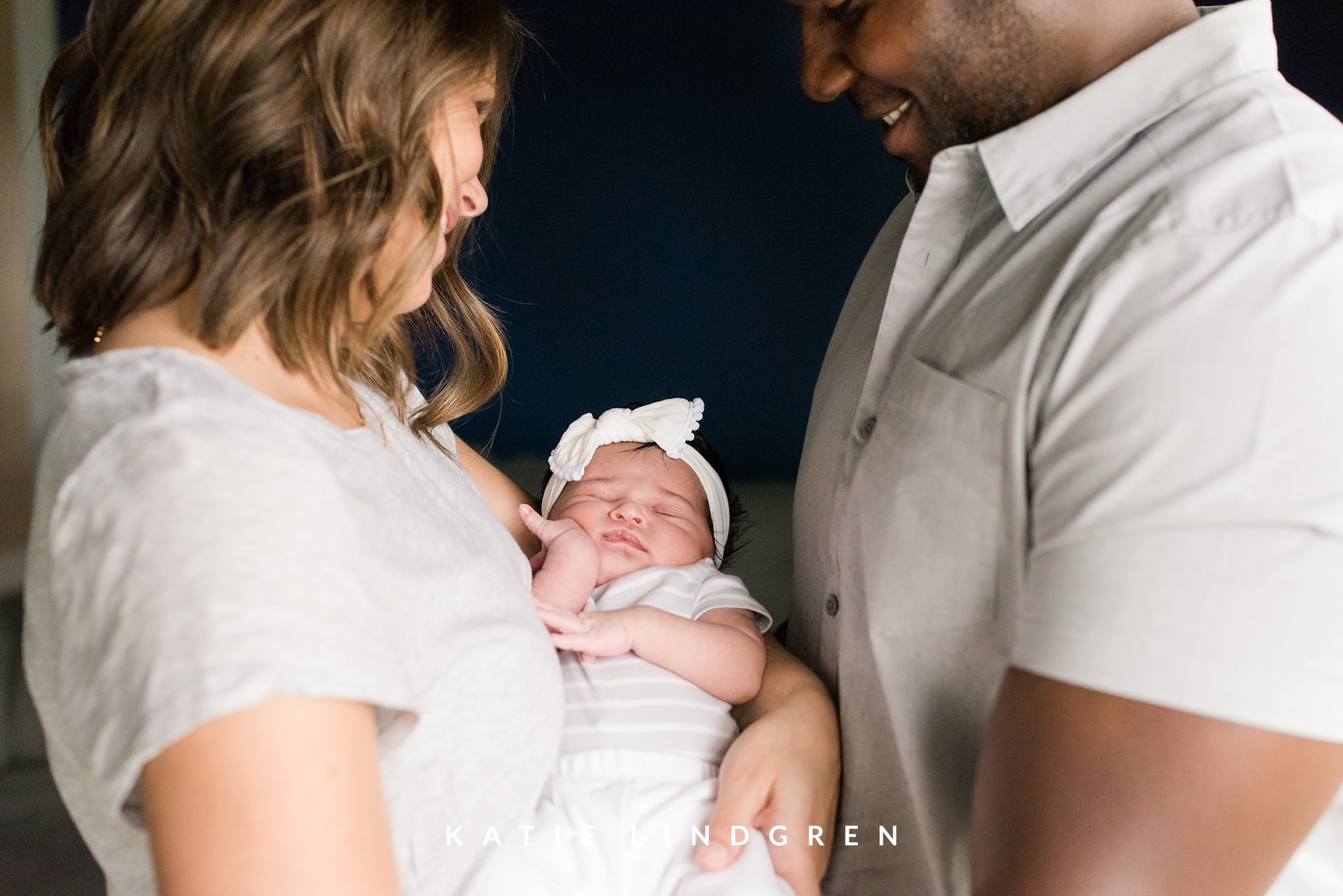 Des Moines Lifestyle Newborn Photographer