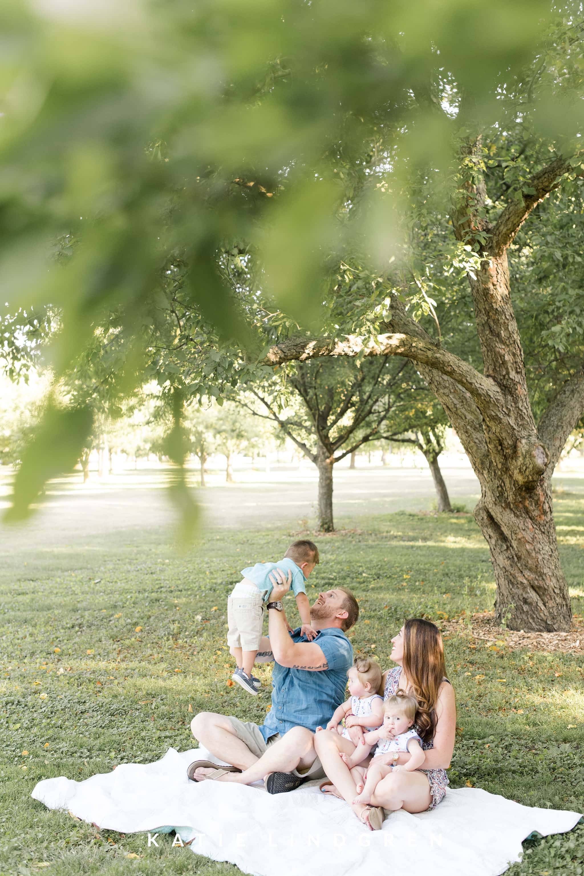 Des Moines Family Photographer