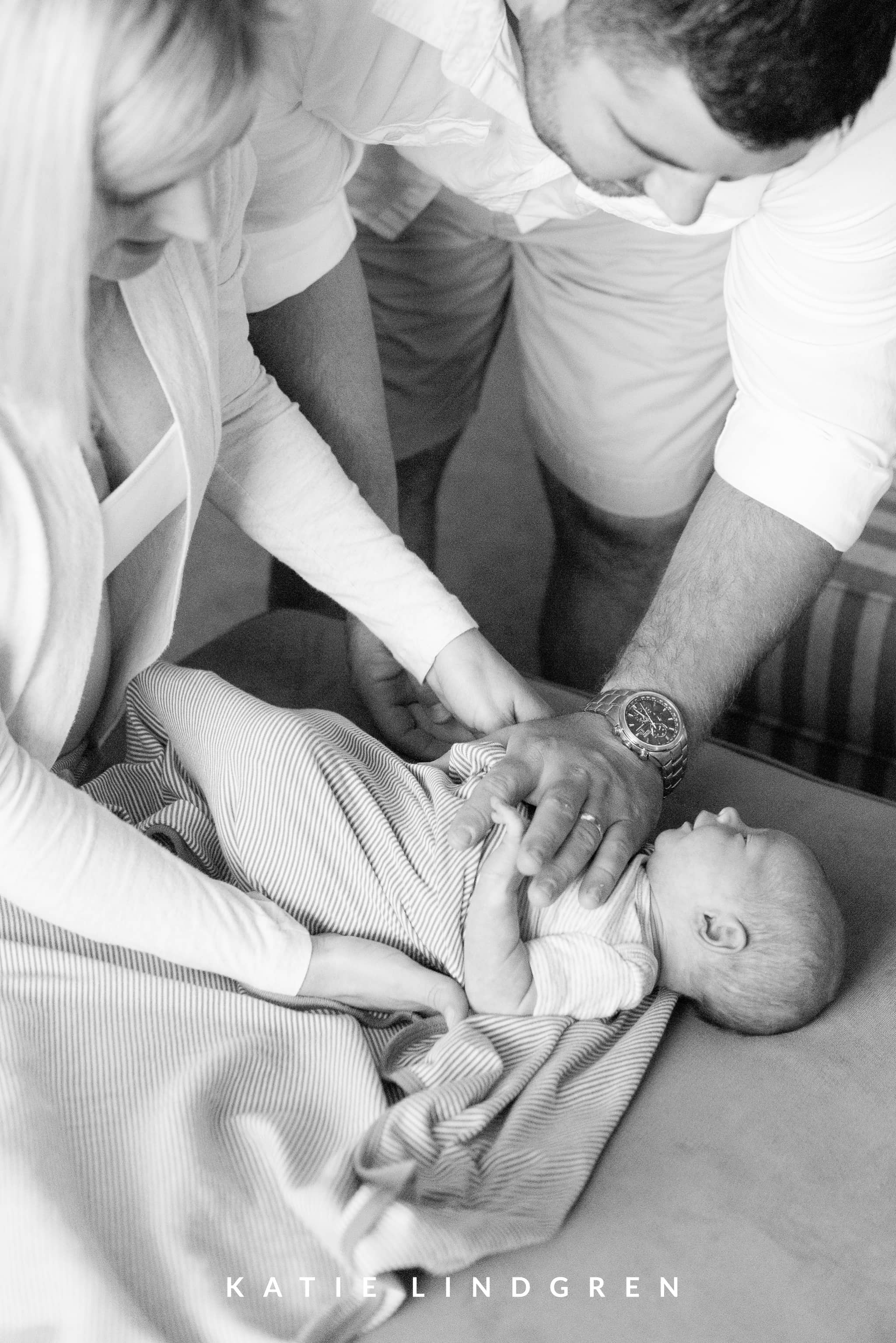 Des Moines Lifestyle Newborn Photographer