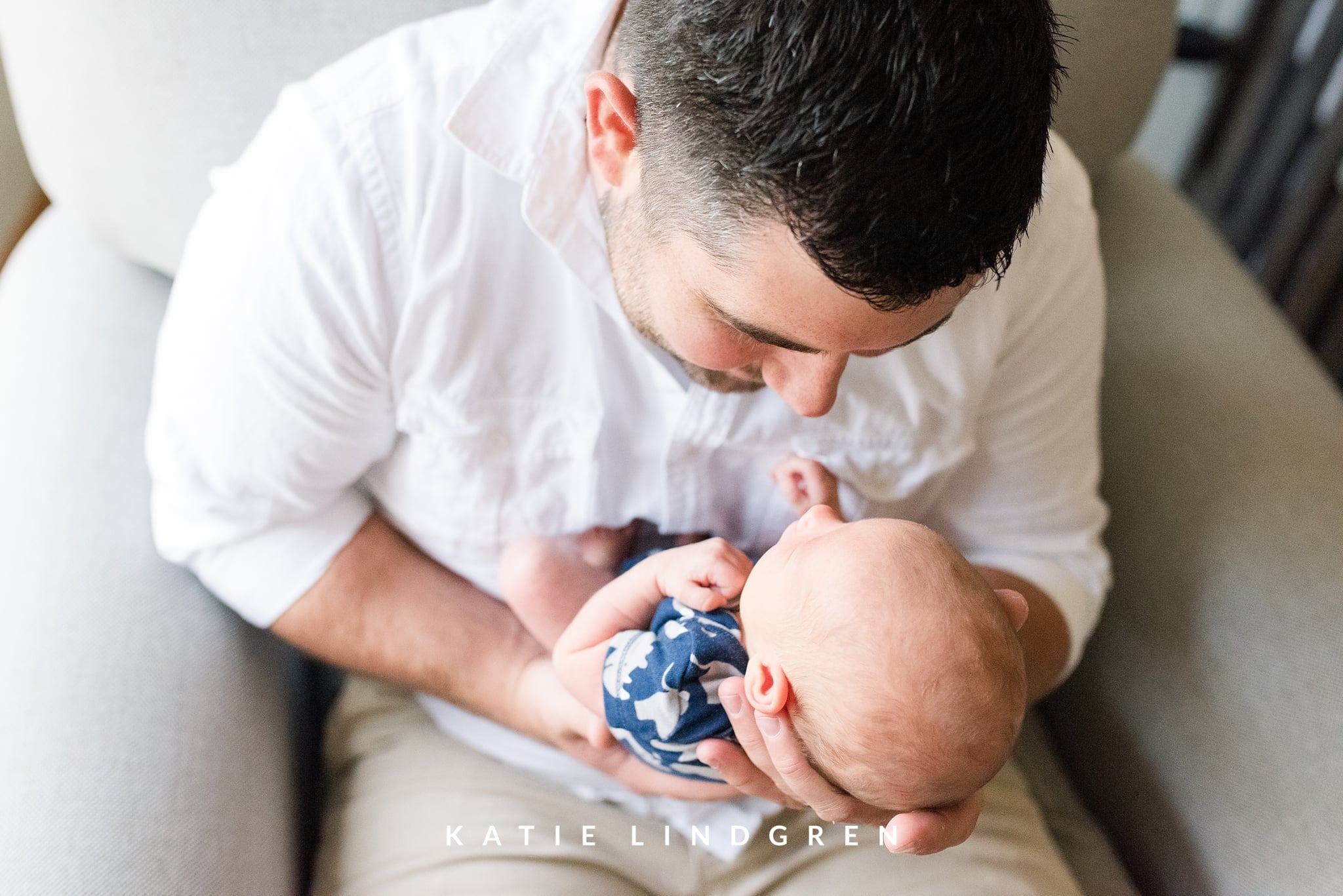 Des Moines Lifestyle Newborn Photographer