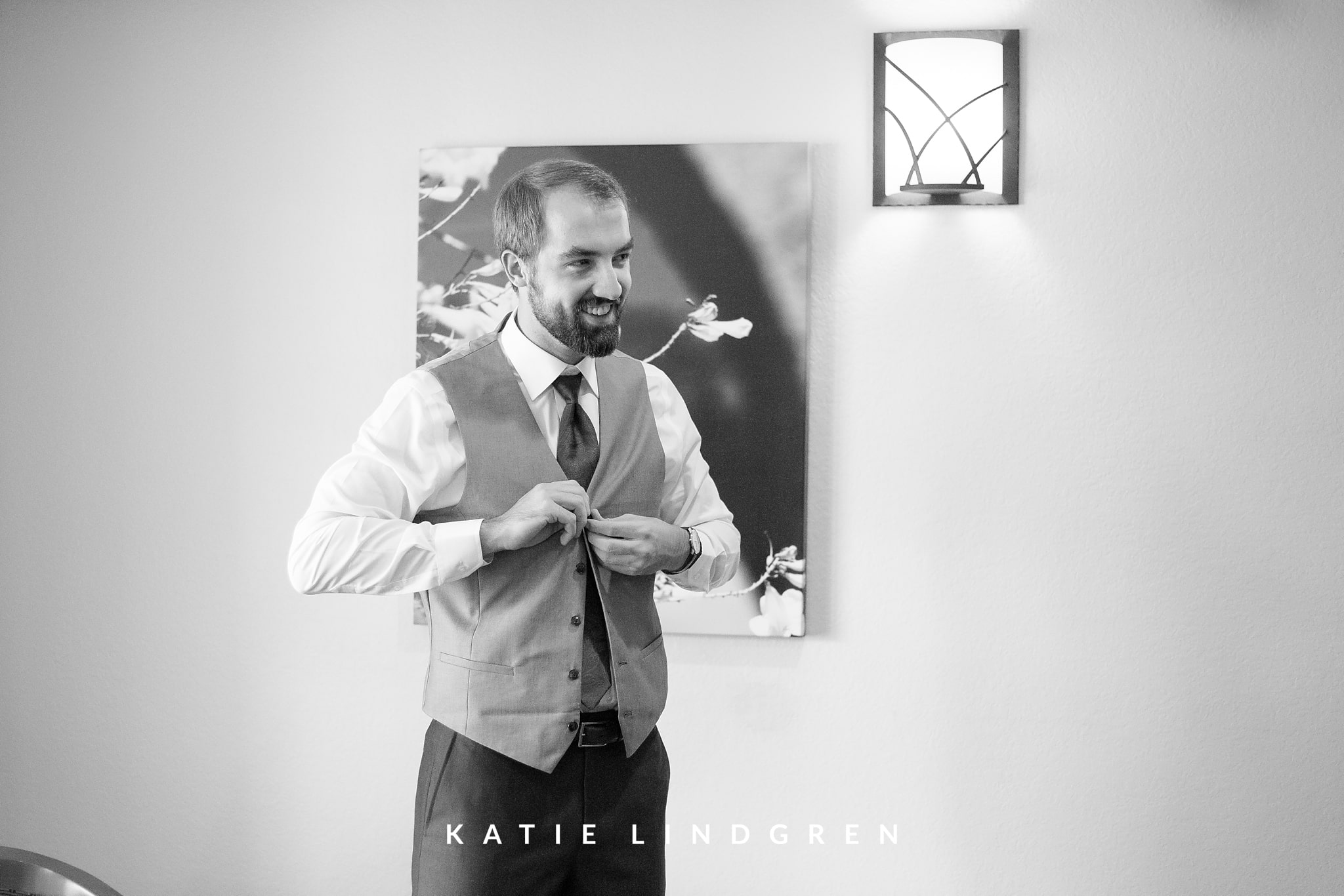 Pella Wedding Photographer