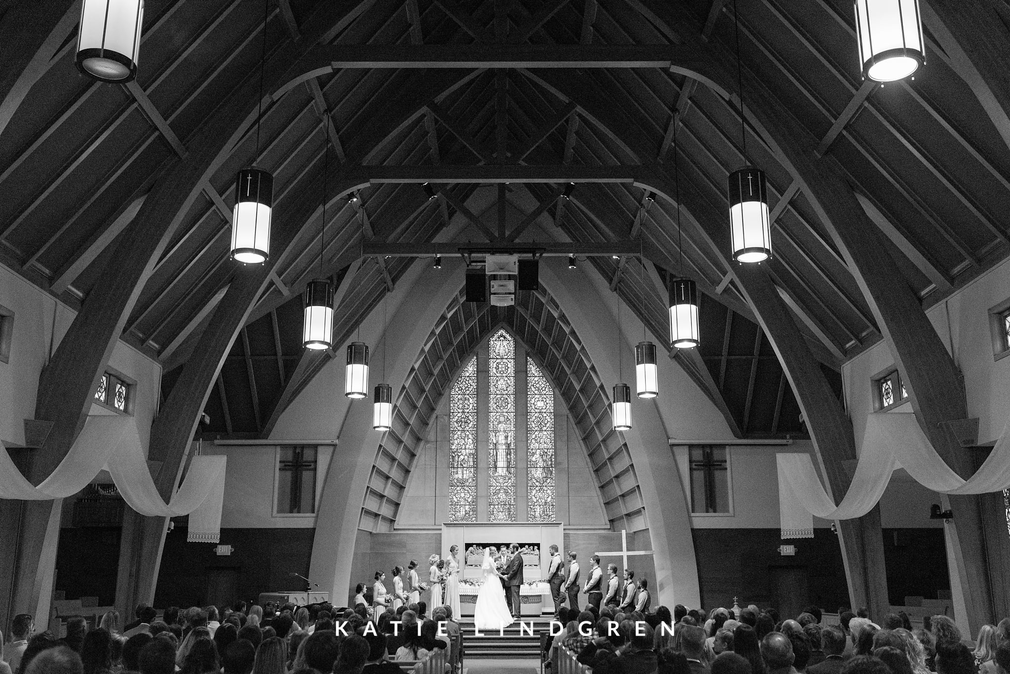 Pella Wedding Photographer