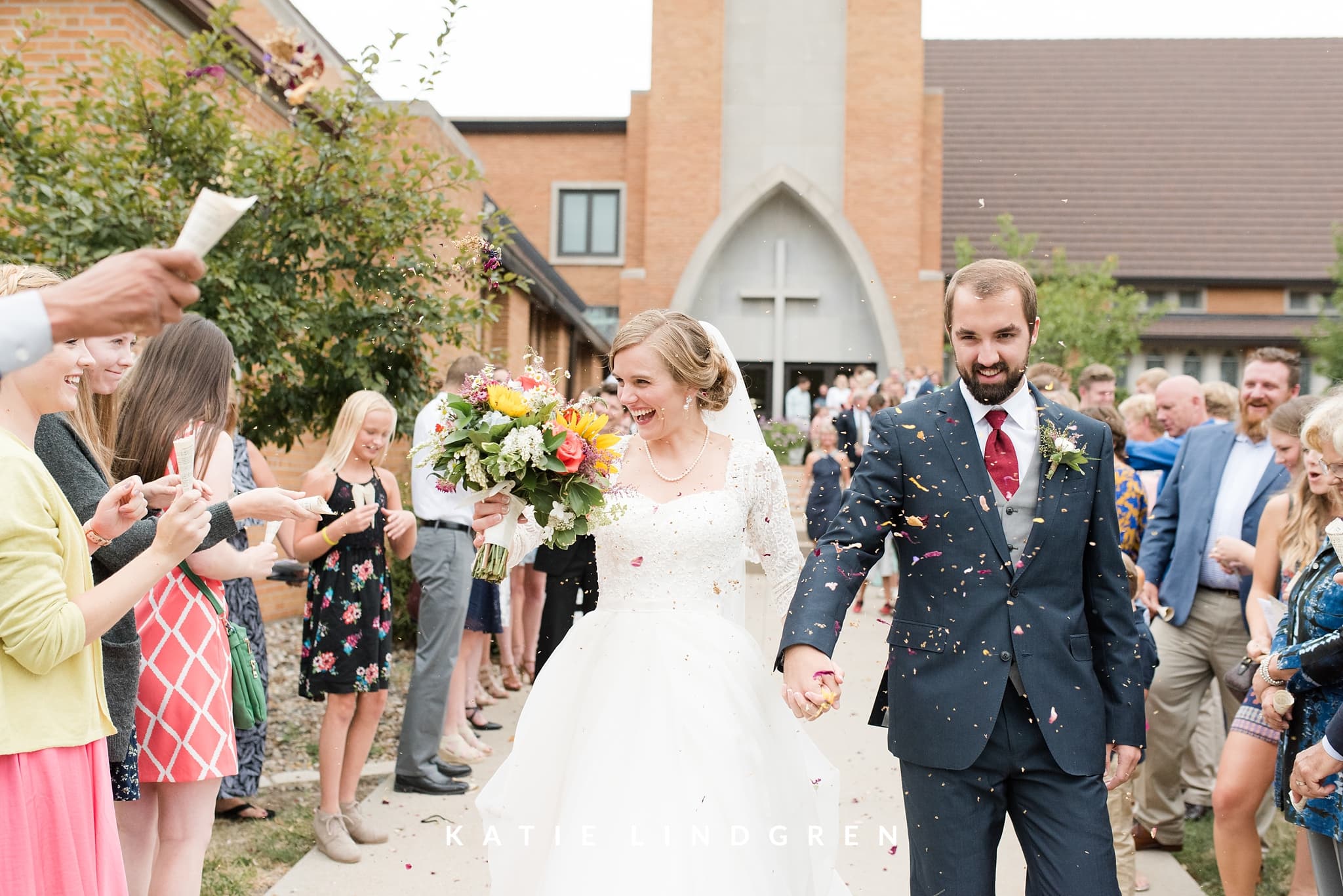 Pella Wedding Photographer