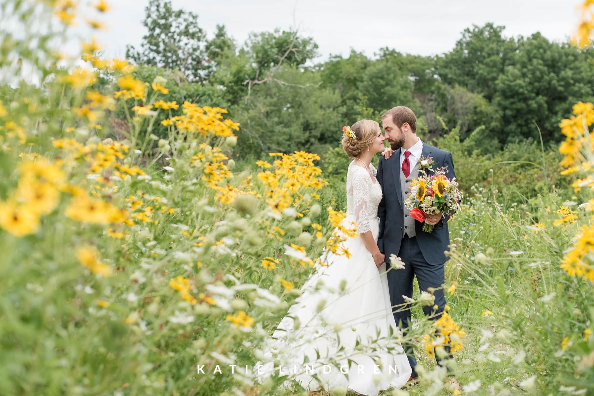 Pella Wedding Photographer