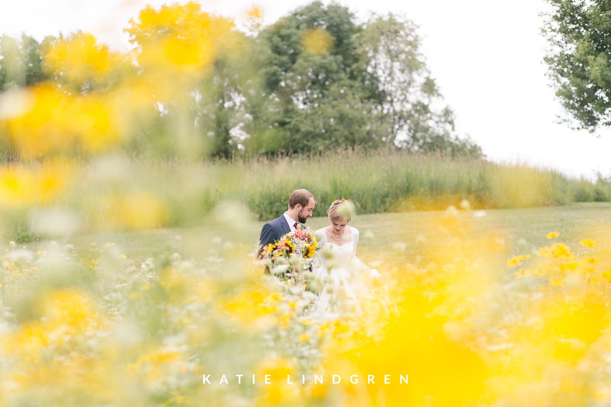 Pella Wedding Photographer