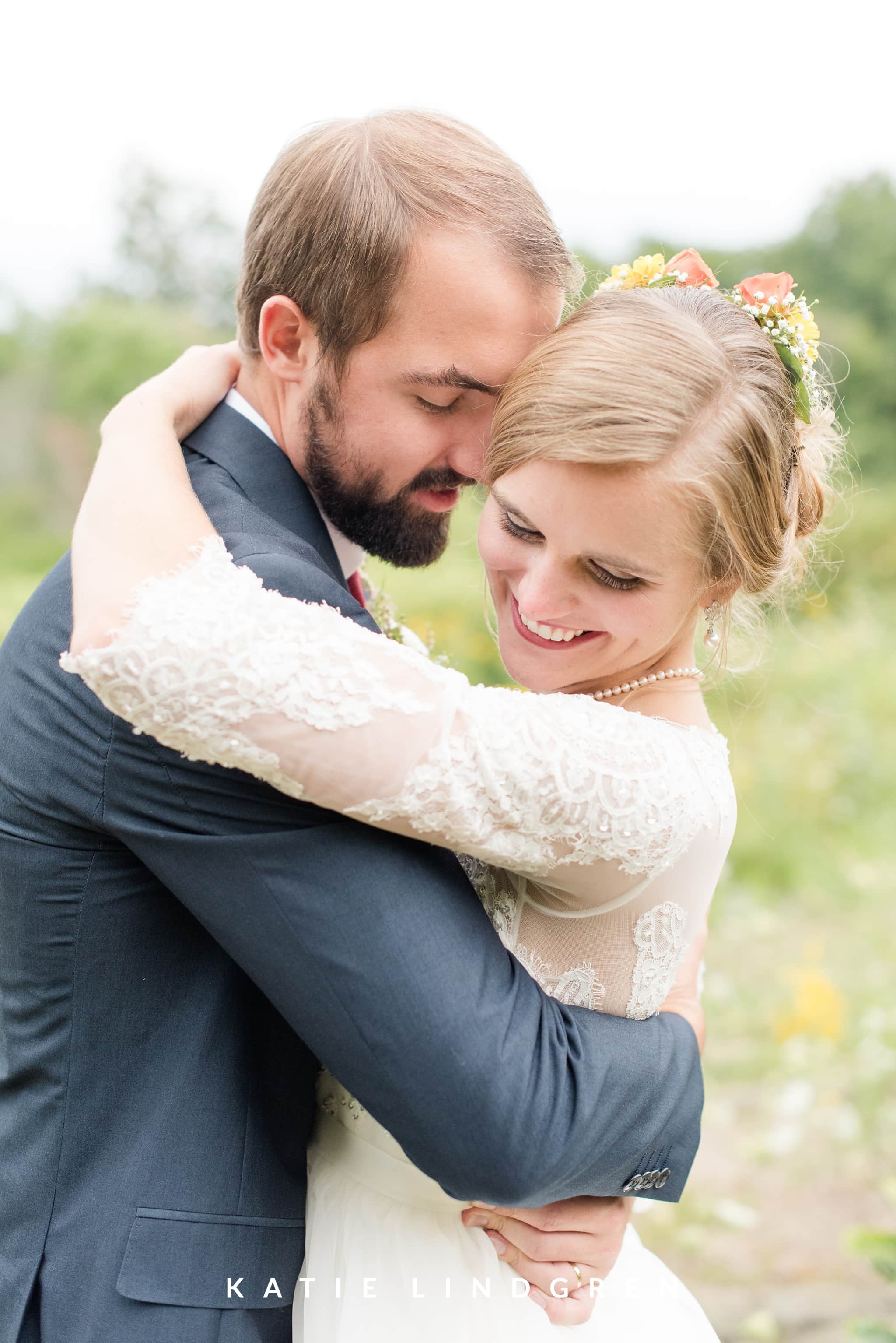 Pella Wedding Photographer