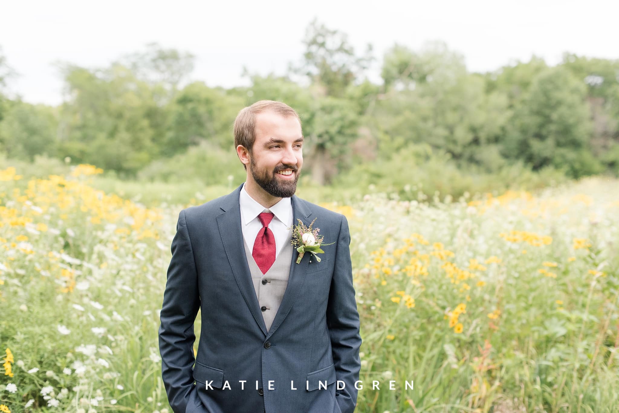 Pella Wedding Photographer