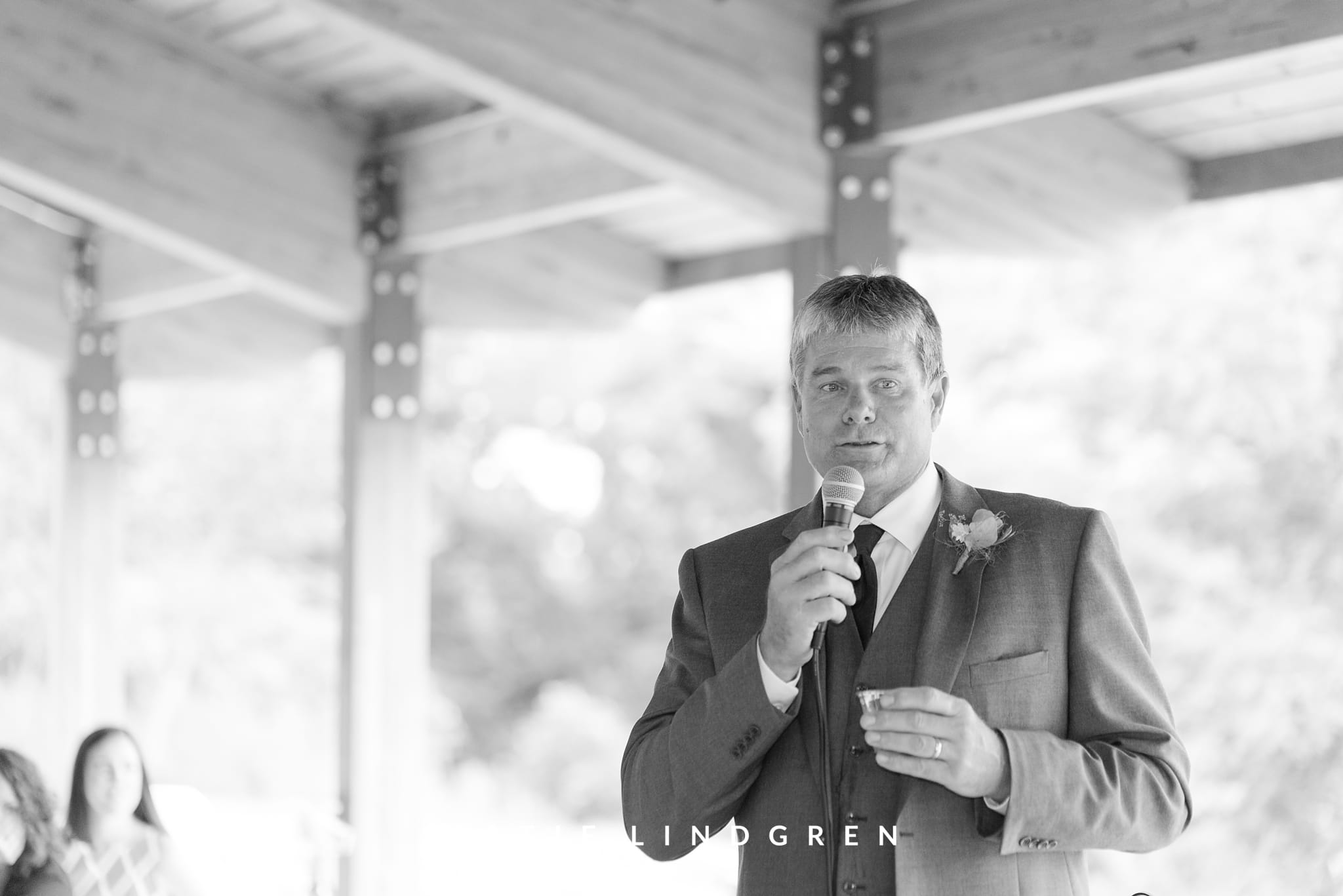 Pella Wedding Photographer