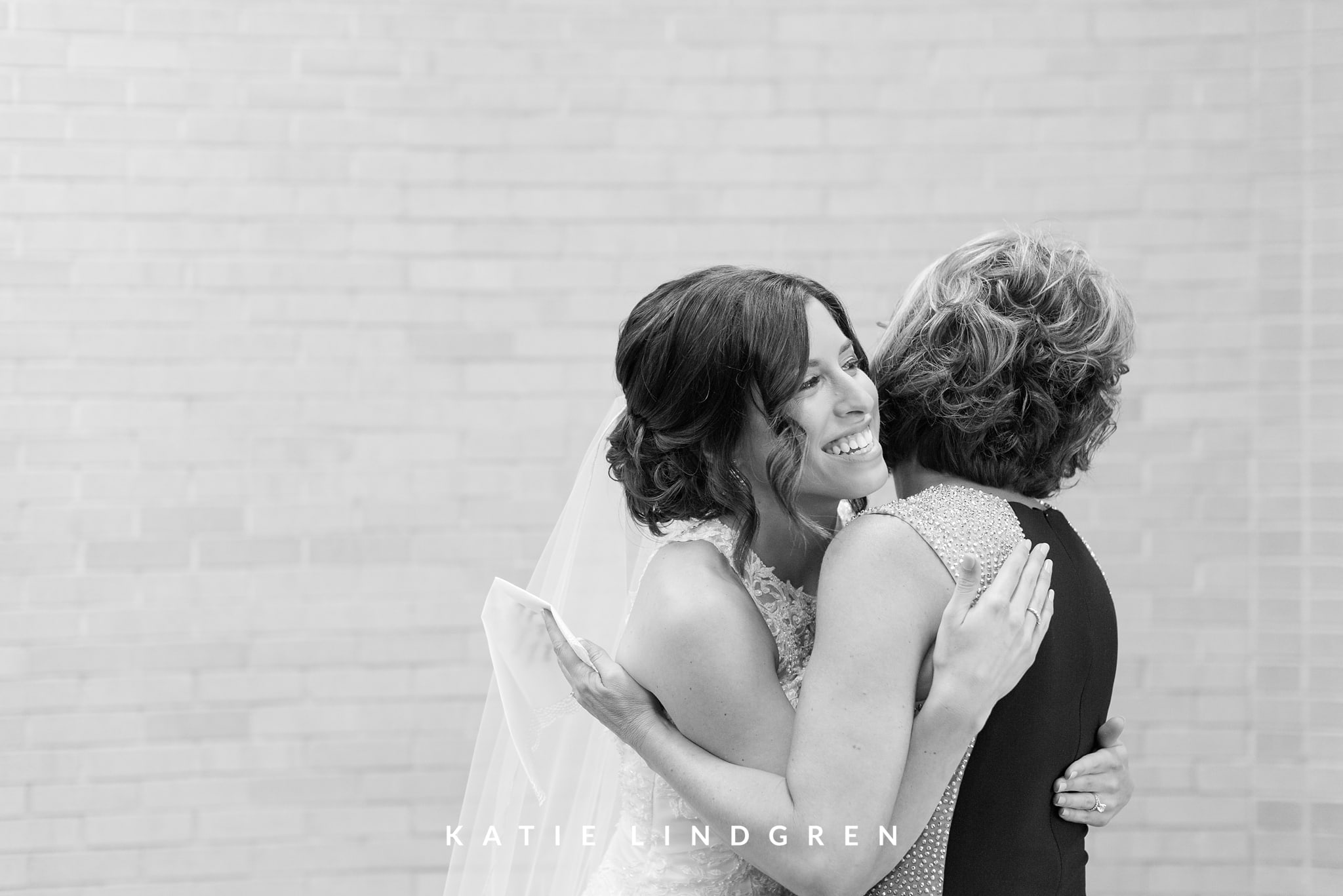 Iowa Wedding Photographer