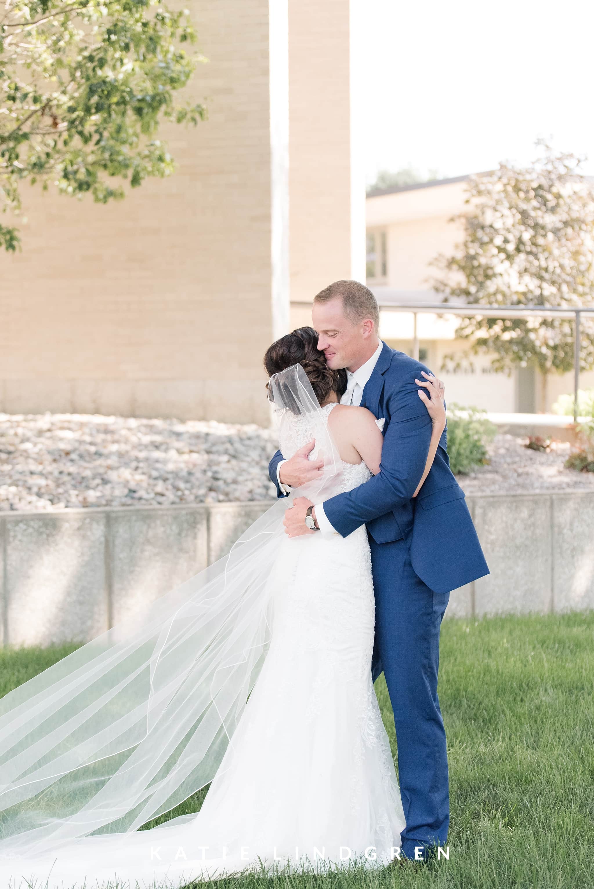 Iowa Wedding Photographer