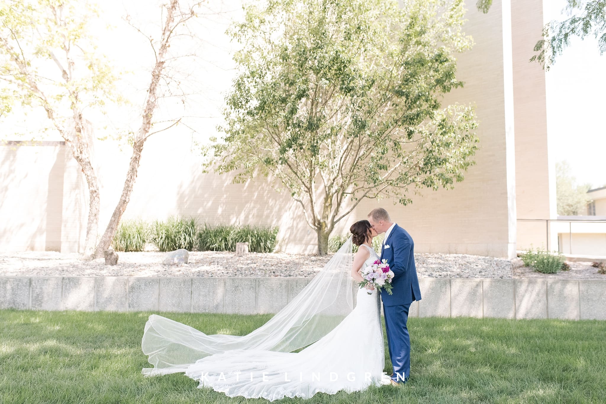 Iowa Wedding Photographer