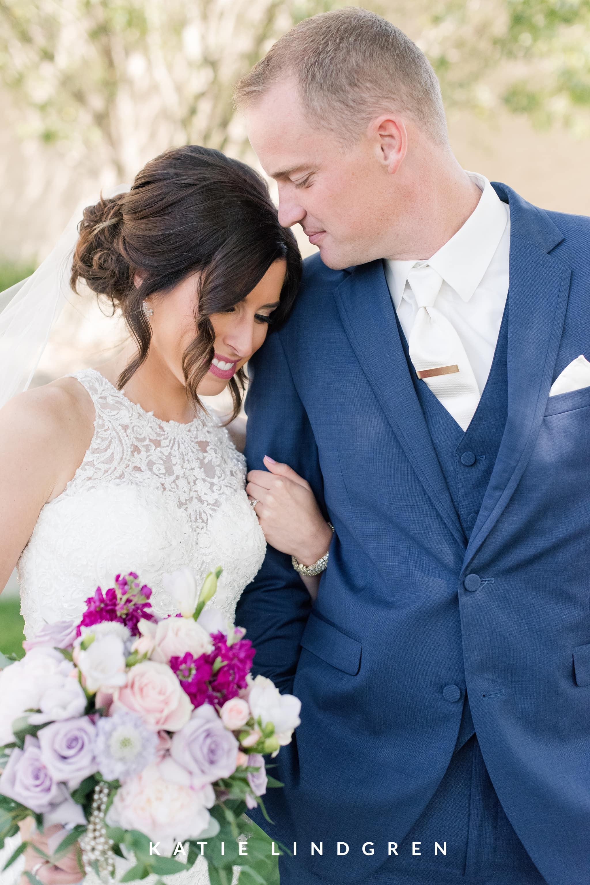 Iowa Wedding Photographer