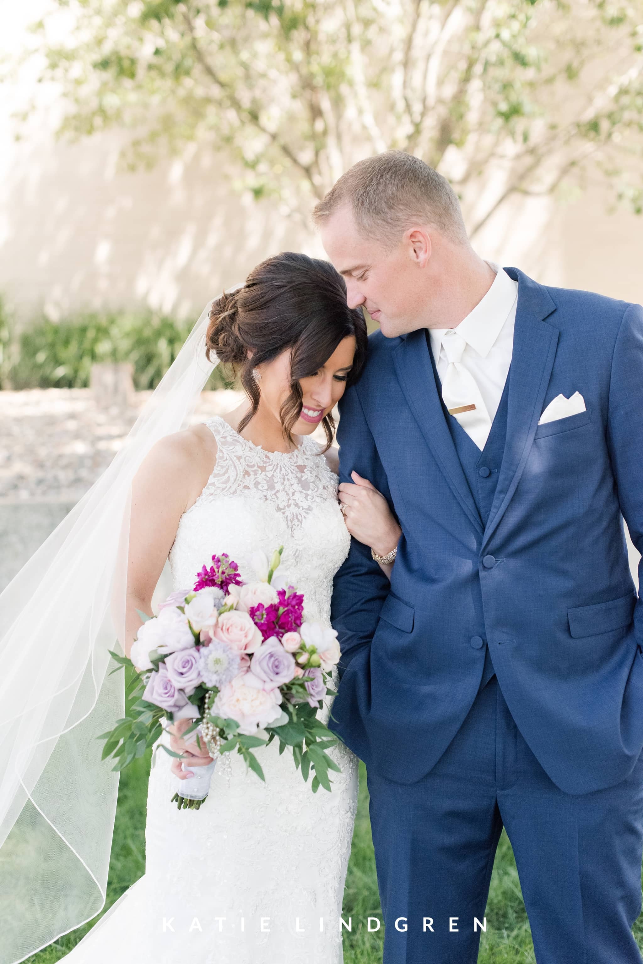 Iowa Wedding Photographer