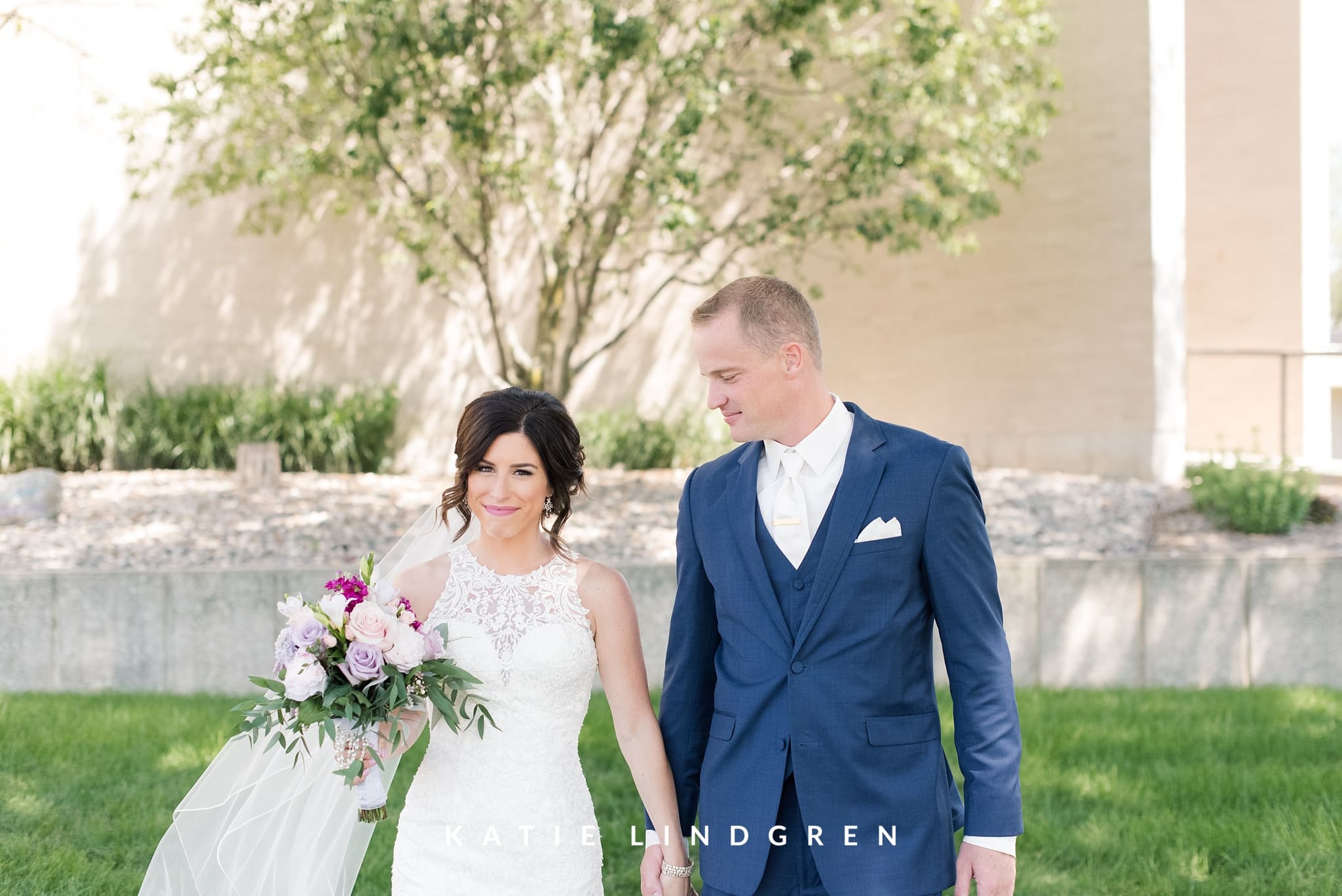 Iowa Wedding Photographer