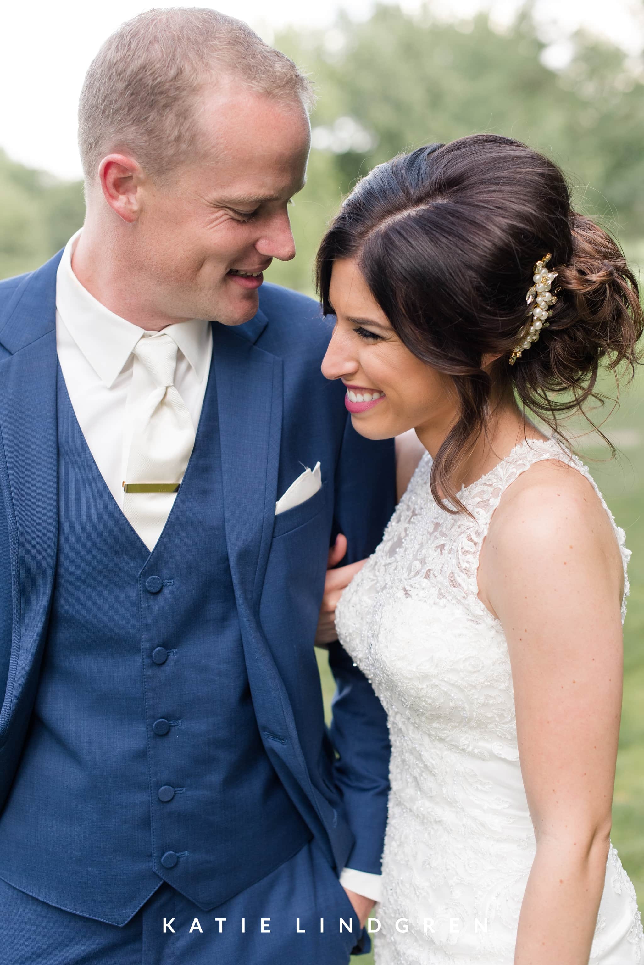 Iowa Wedding Photographer