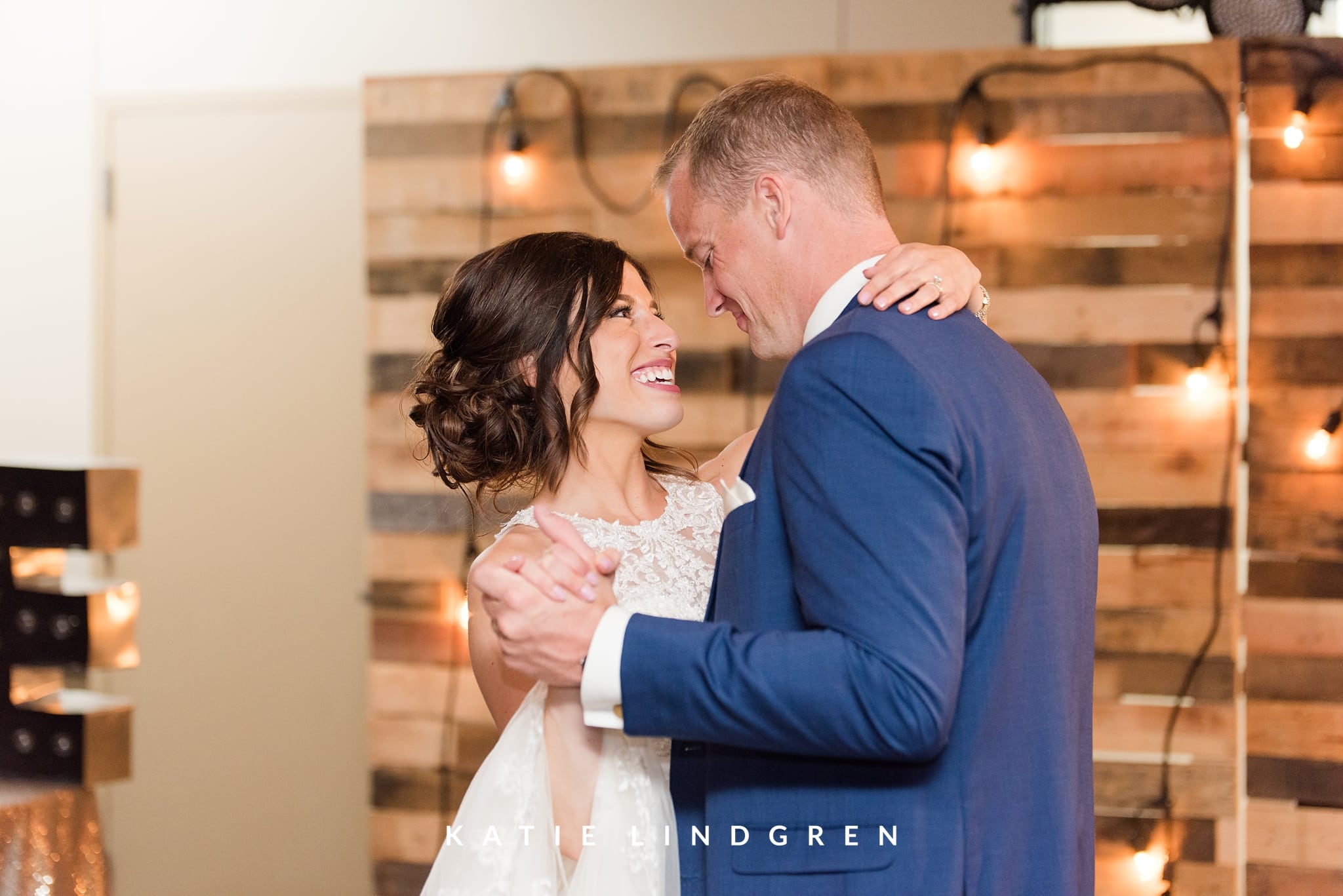 Iowa Wedding Photographer