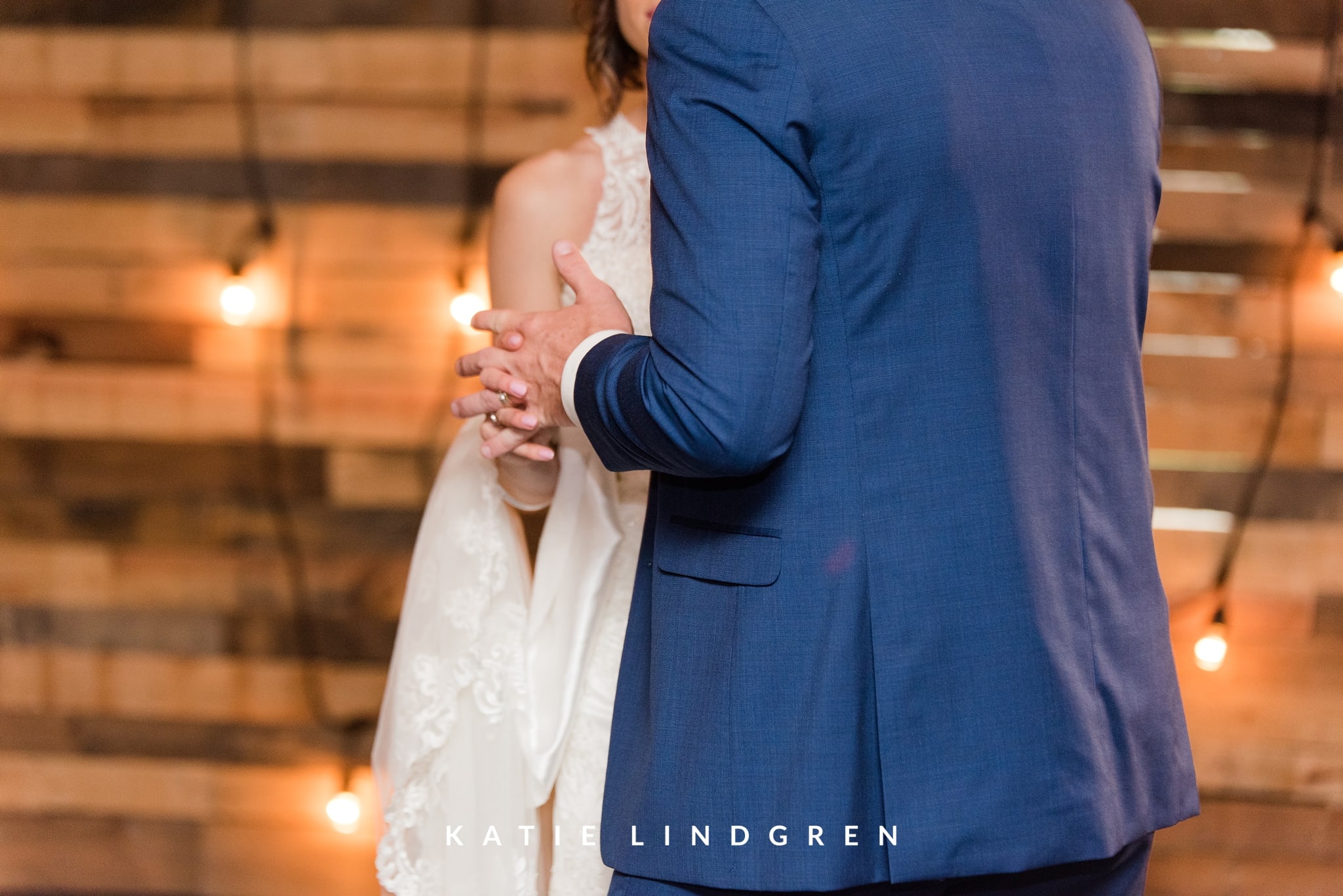 Iowa Wedding Photographer