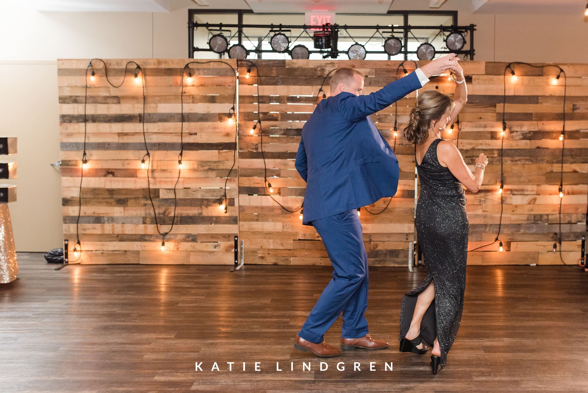 Iowa Wedding Photographer
