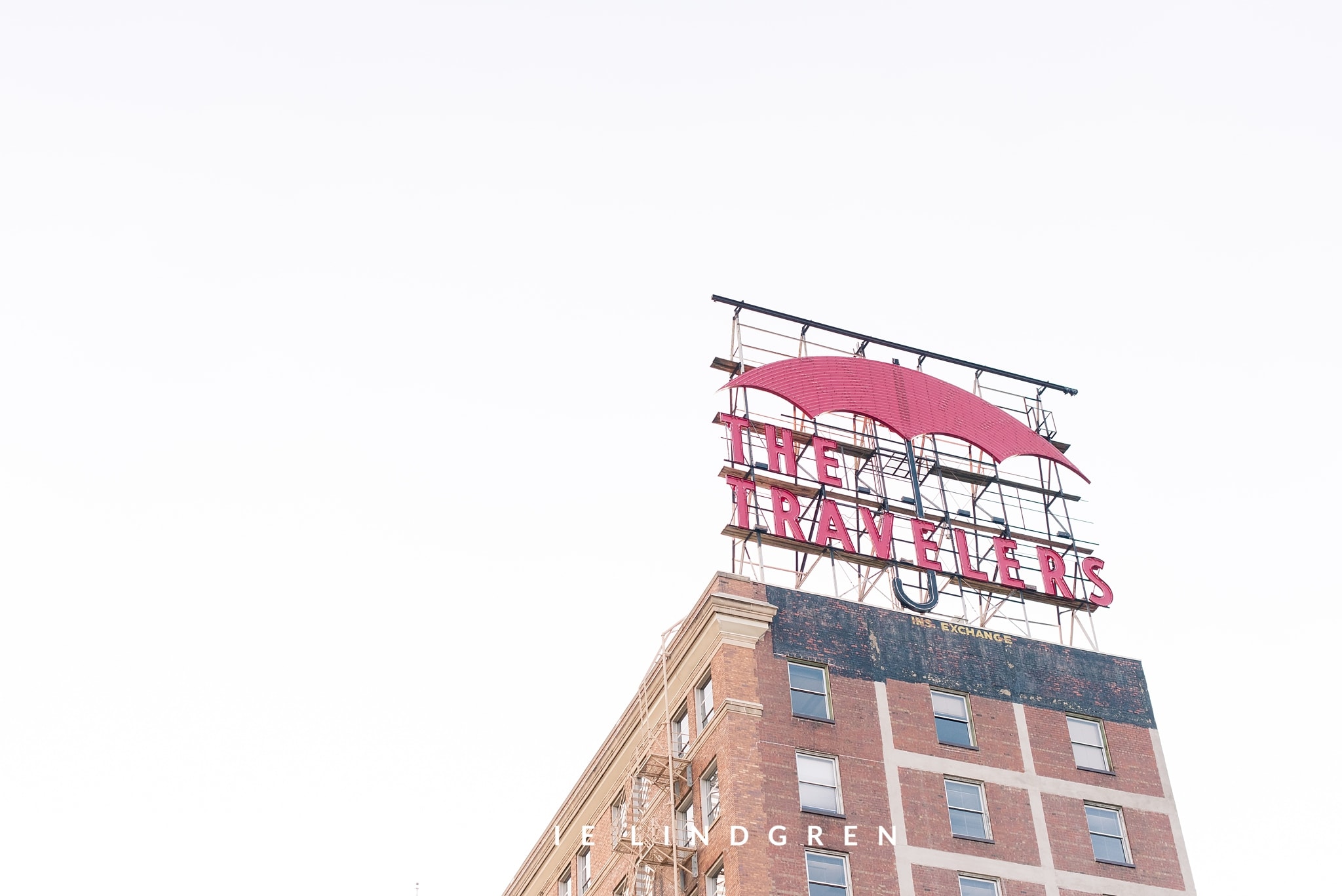 Downtown Des Moines Engagement Session