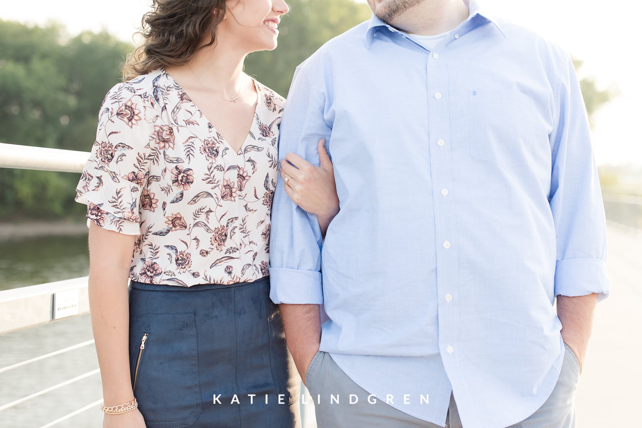 Gray's Lake Engagement Photos