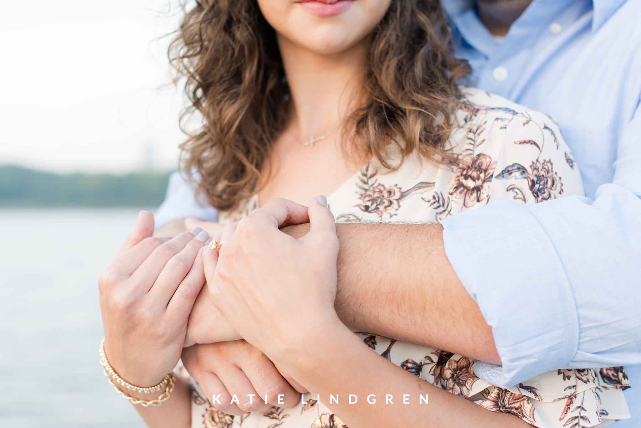 Gray's Lake Engagement Photos