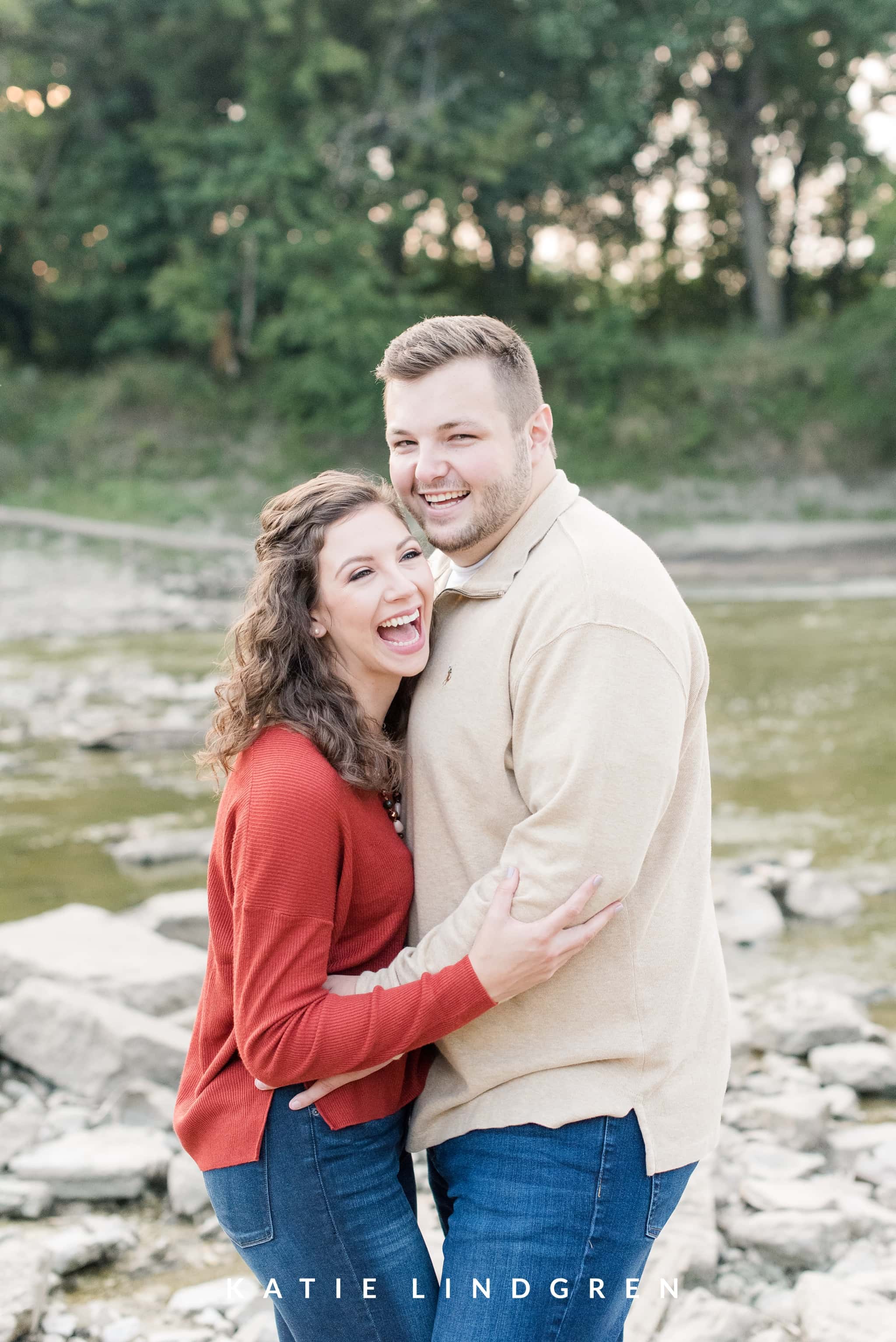 Gray's Lake Engagement Photos