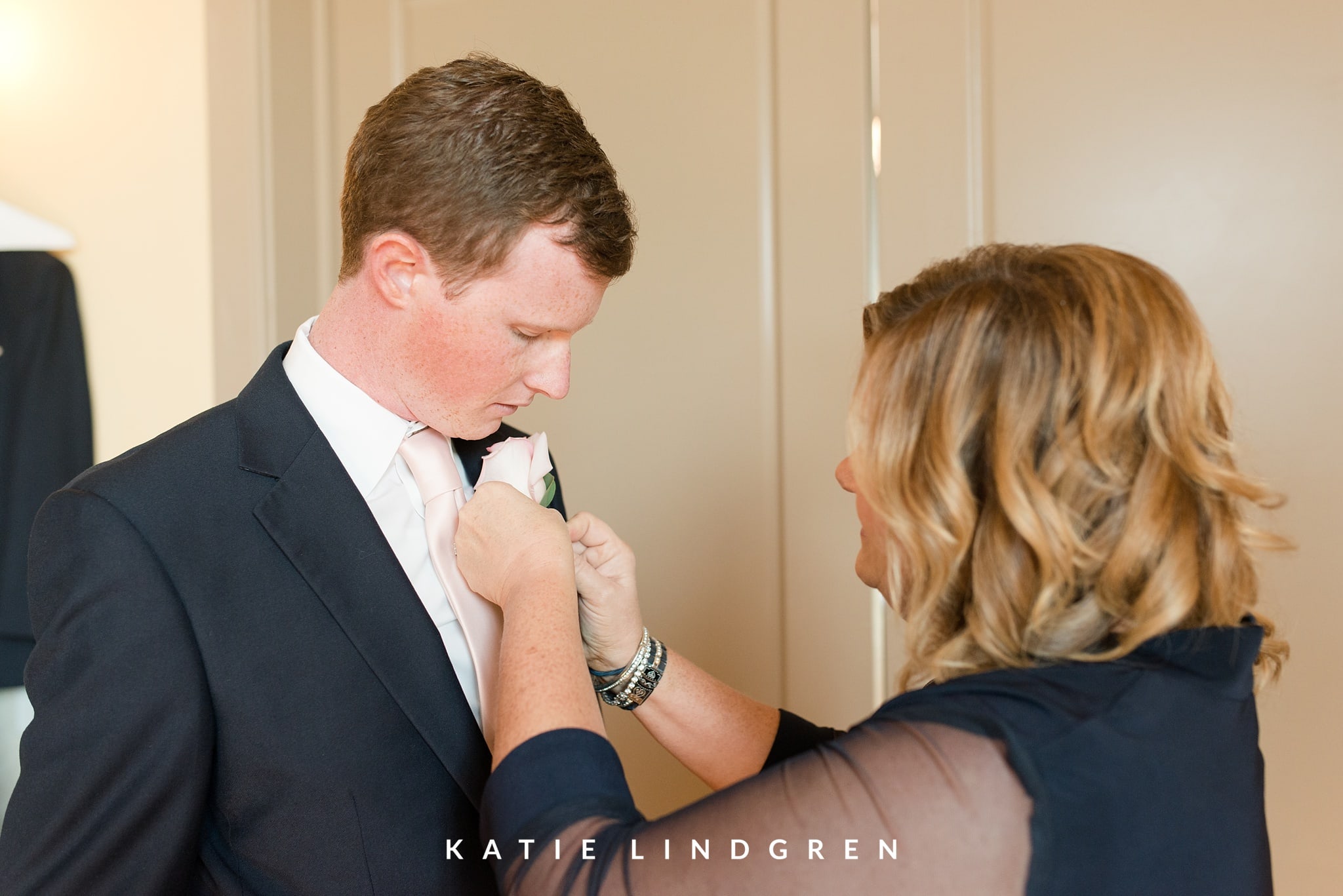 Des Moines Wedding Photographer