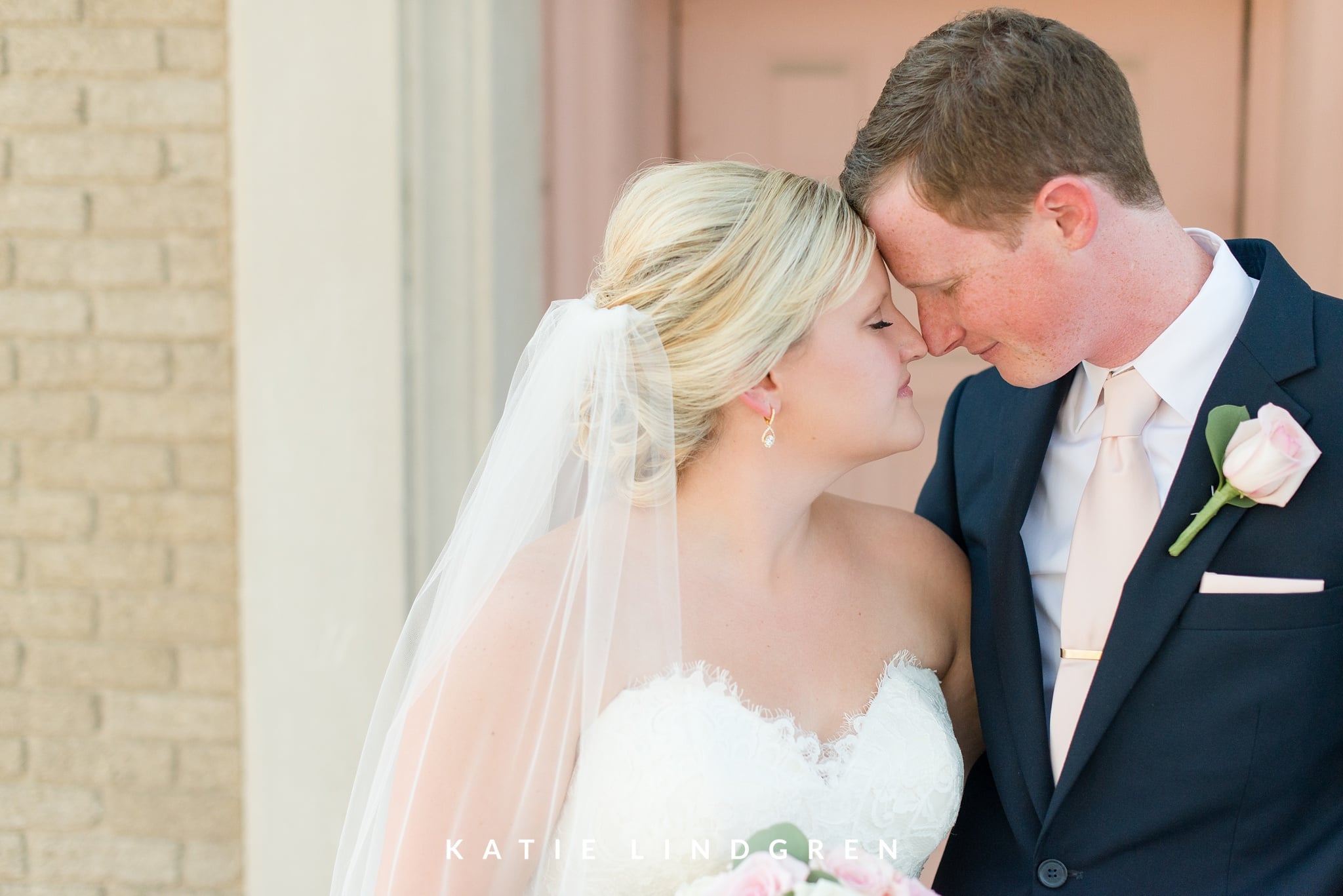Des Moines Wedding Photographer