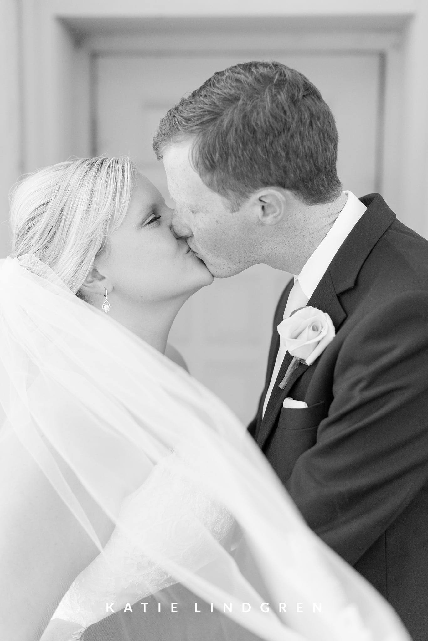 Des Moines Wedding Photographer