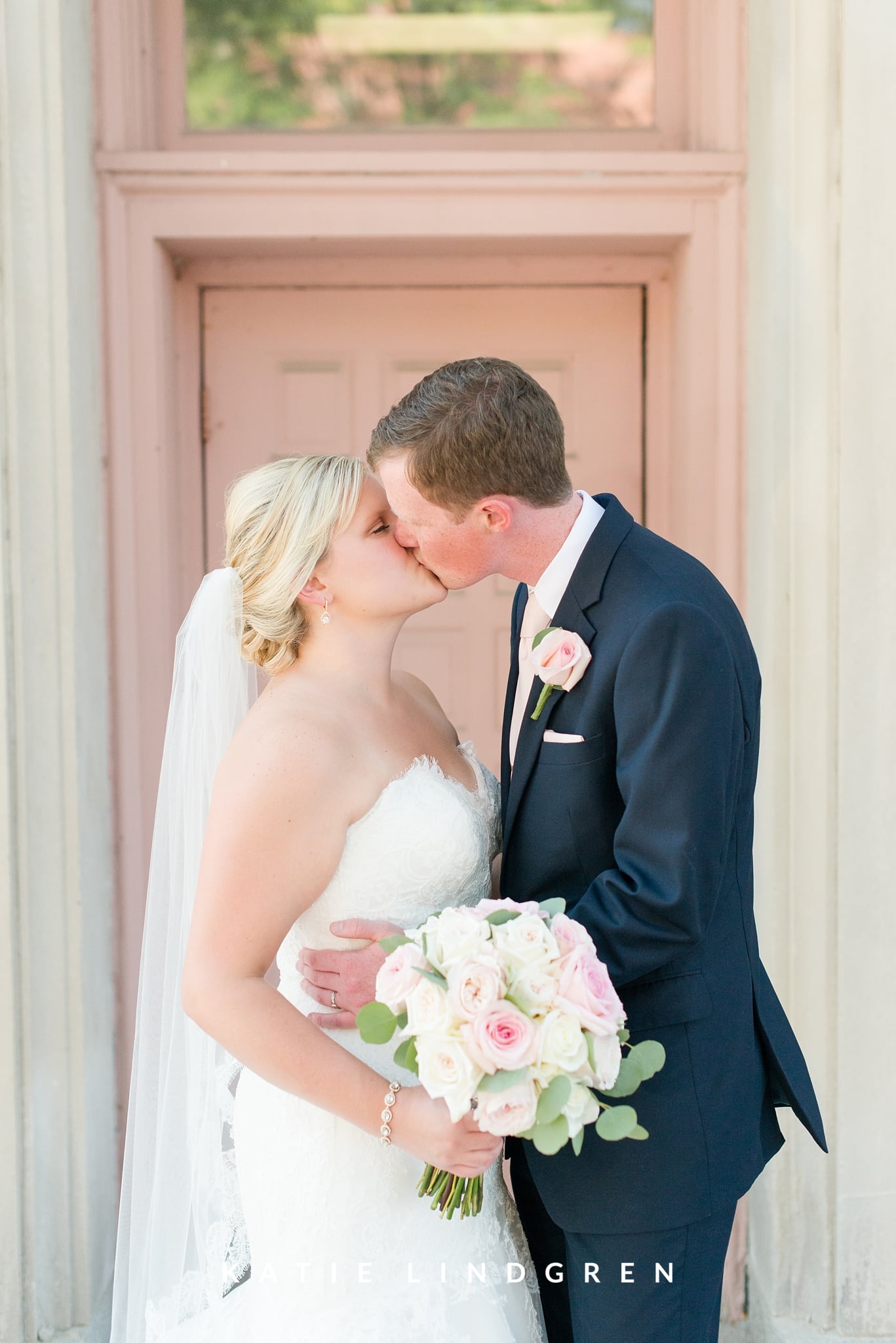 Des Moines Wedding Photographer
