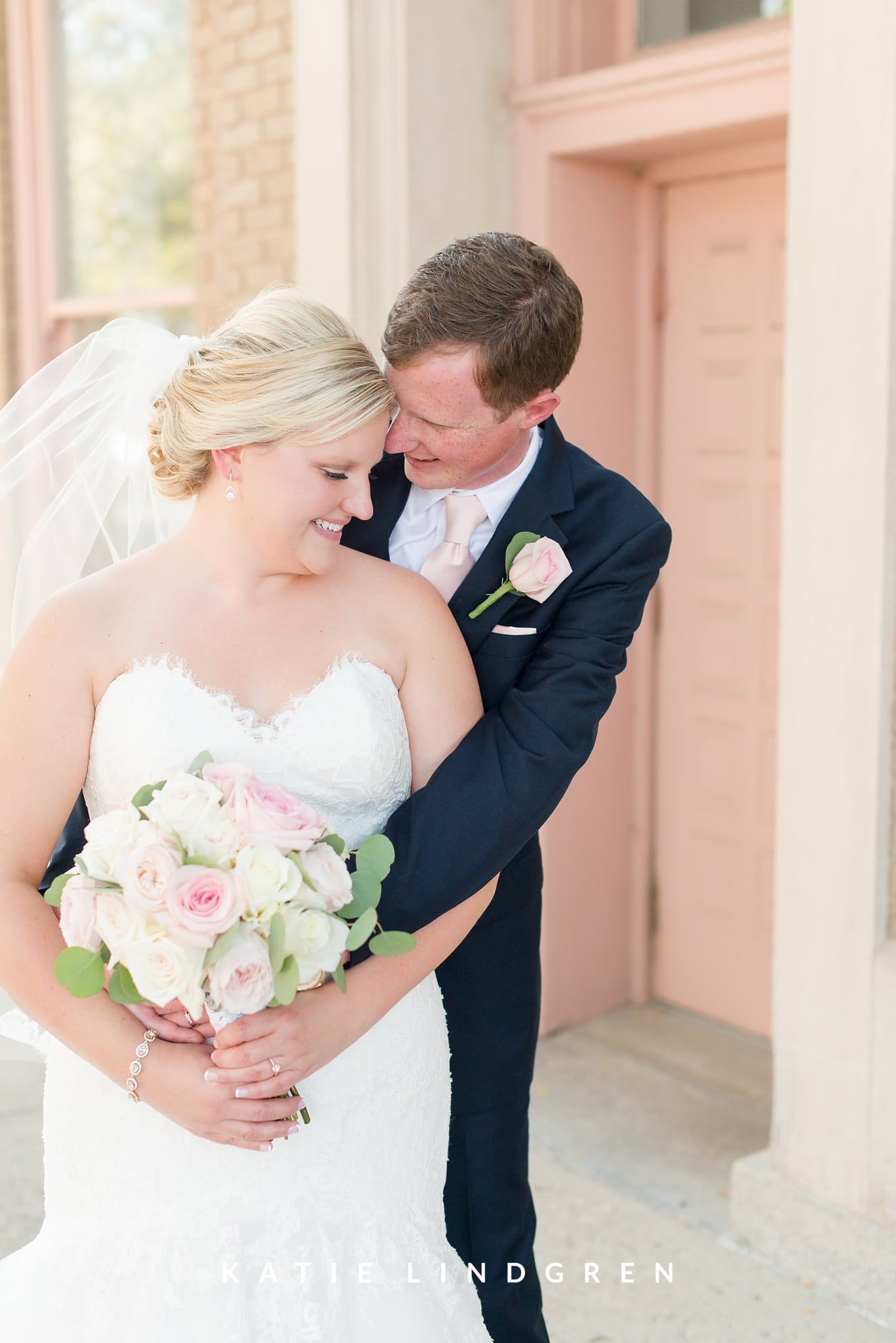 Des Moines Wedding Photographer