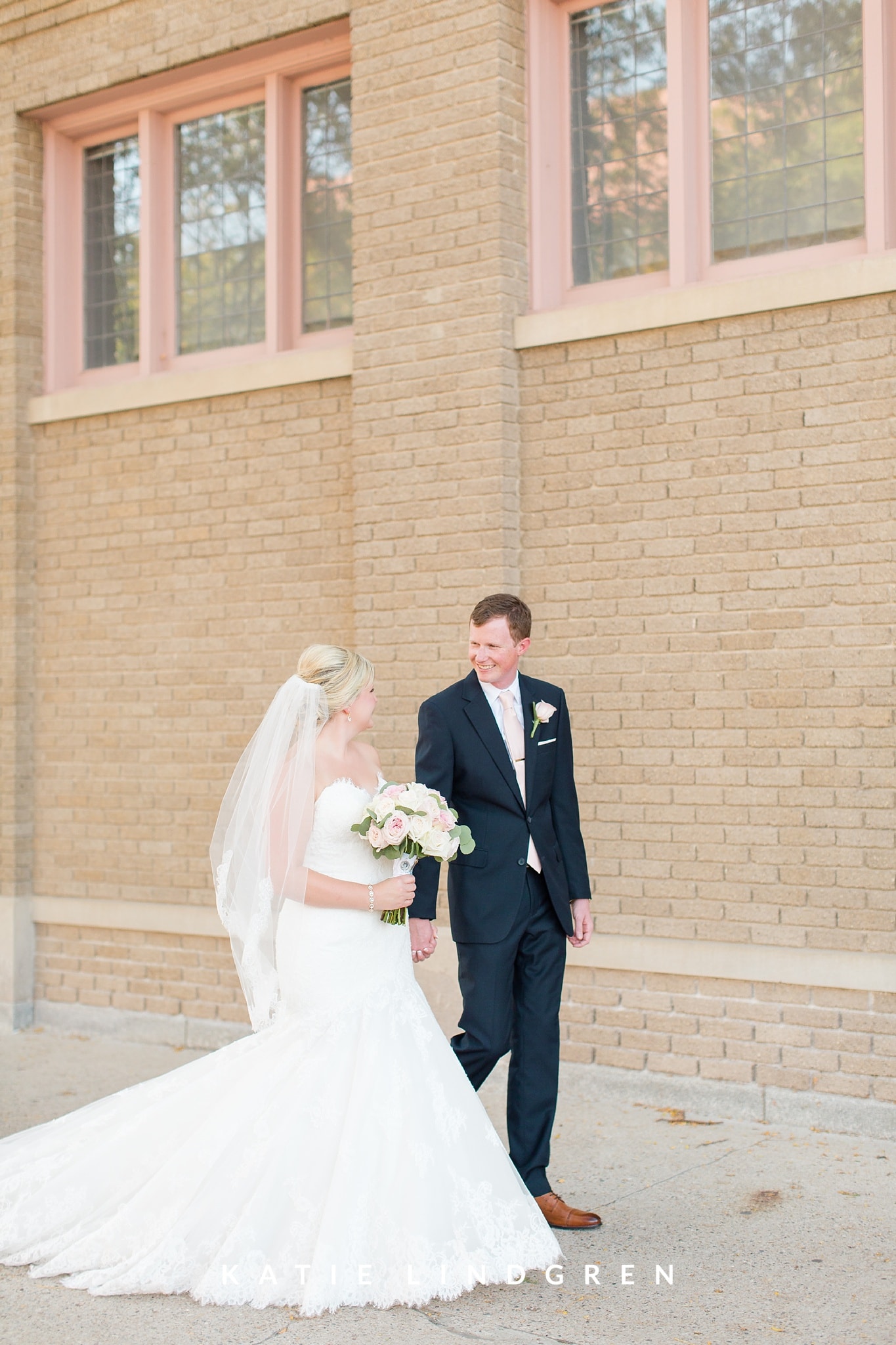 Des Moines Wedding Photographer