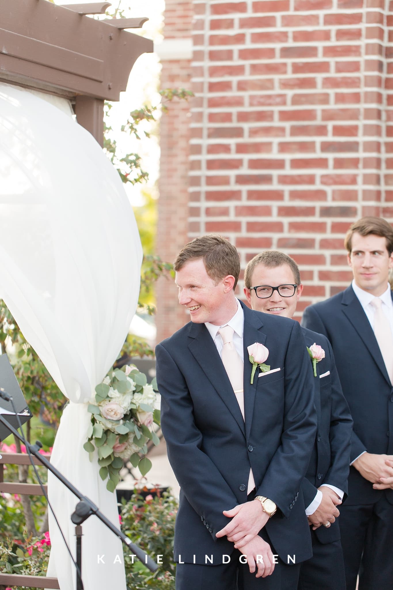 Des Moines Wedding Photographer