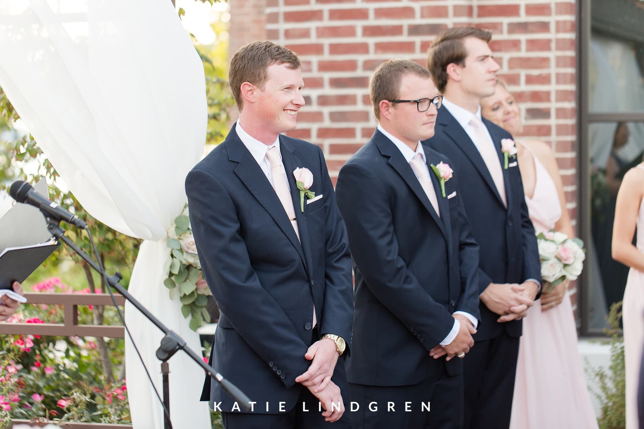 Des Moines Wedding Photographer