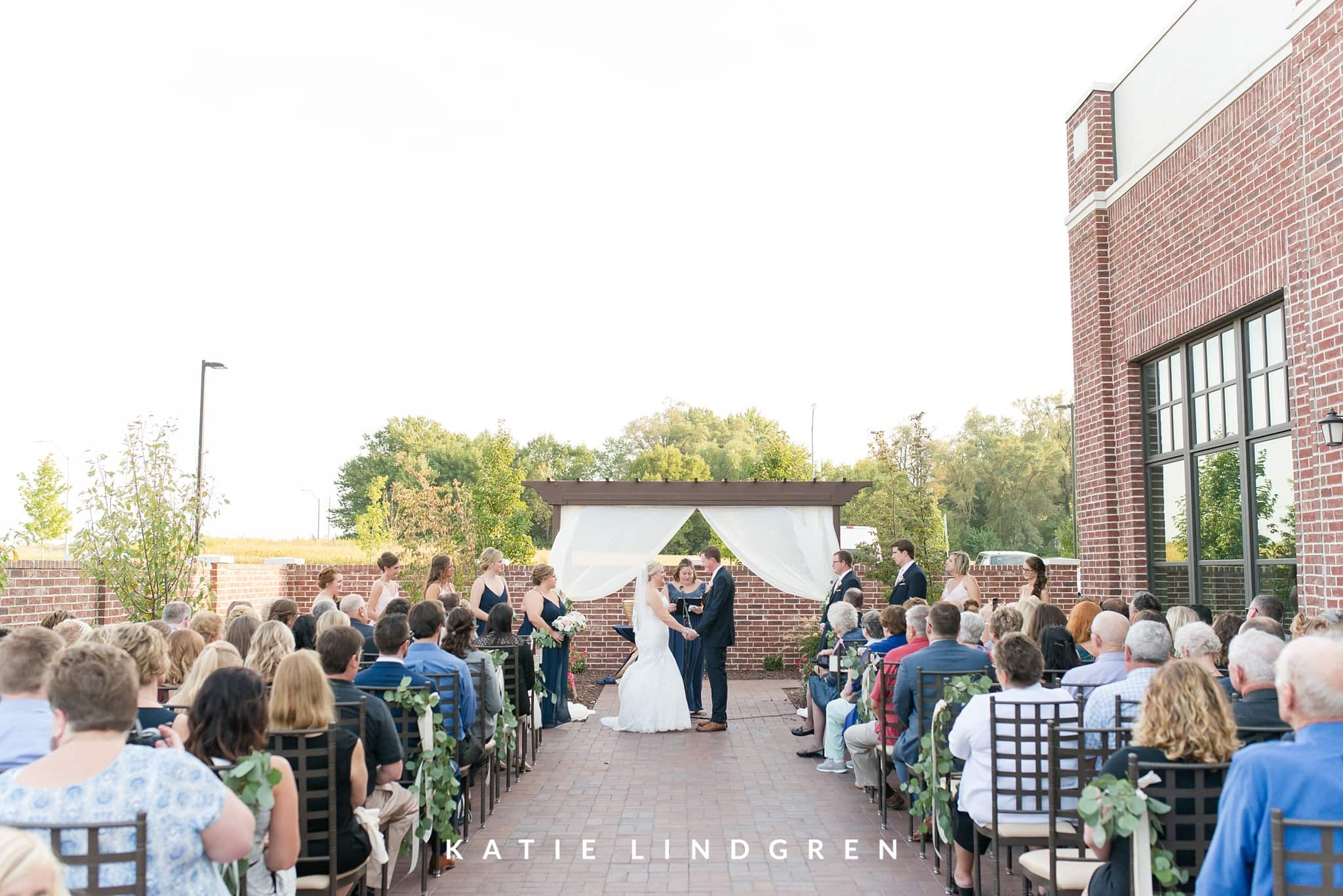 Des Moines Wedding Photographer