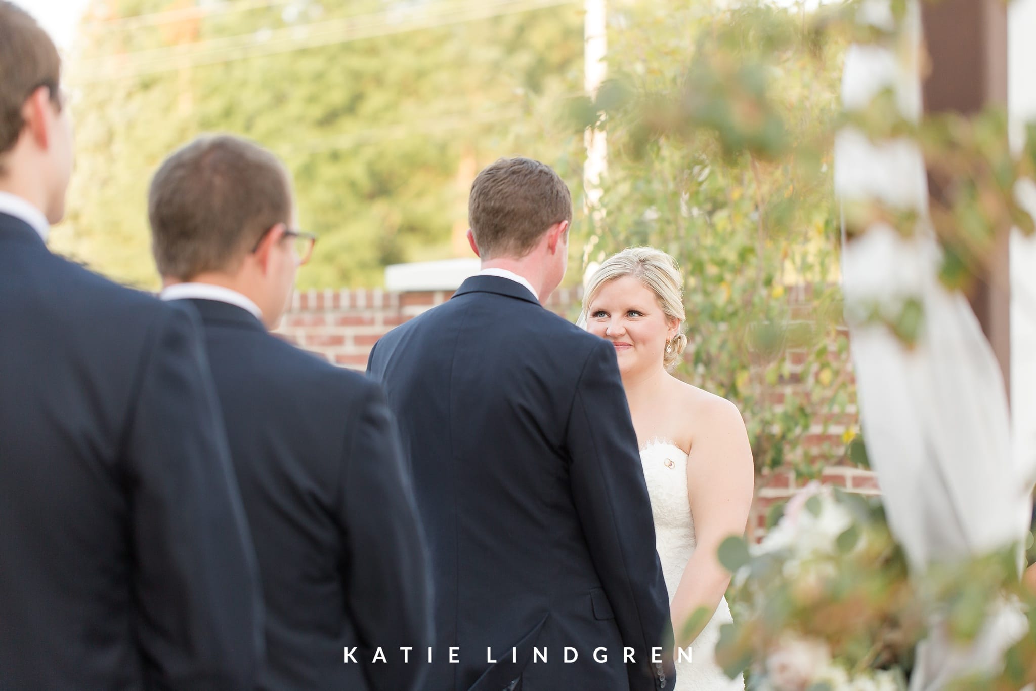 Des Moines Wedding Photographer